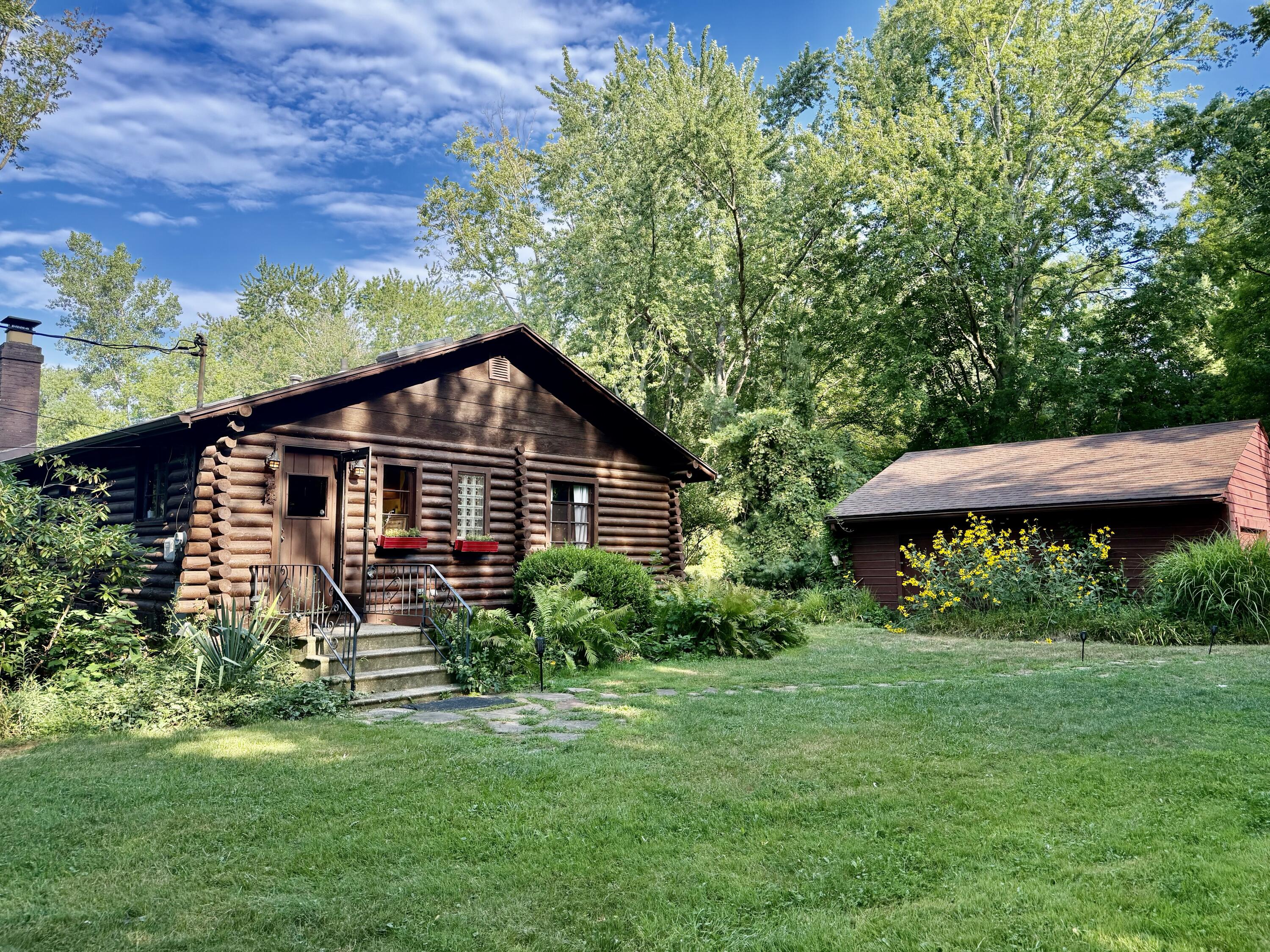 3257 W Marquette Woods Road