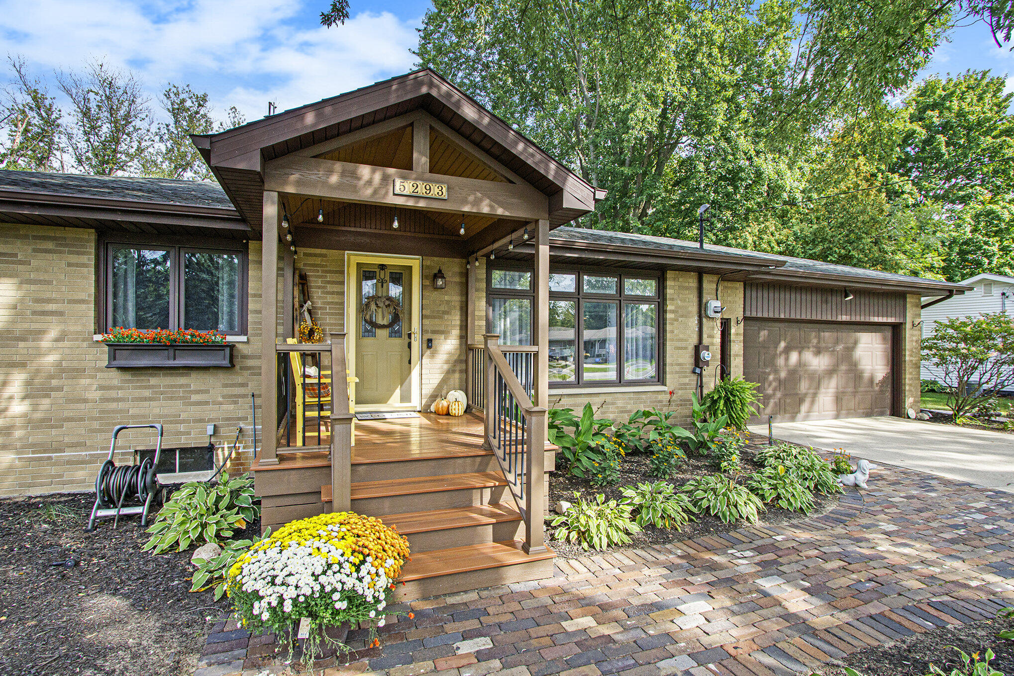5293 Washington Avenue, St. Joseph