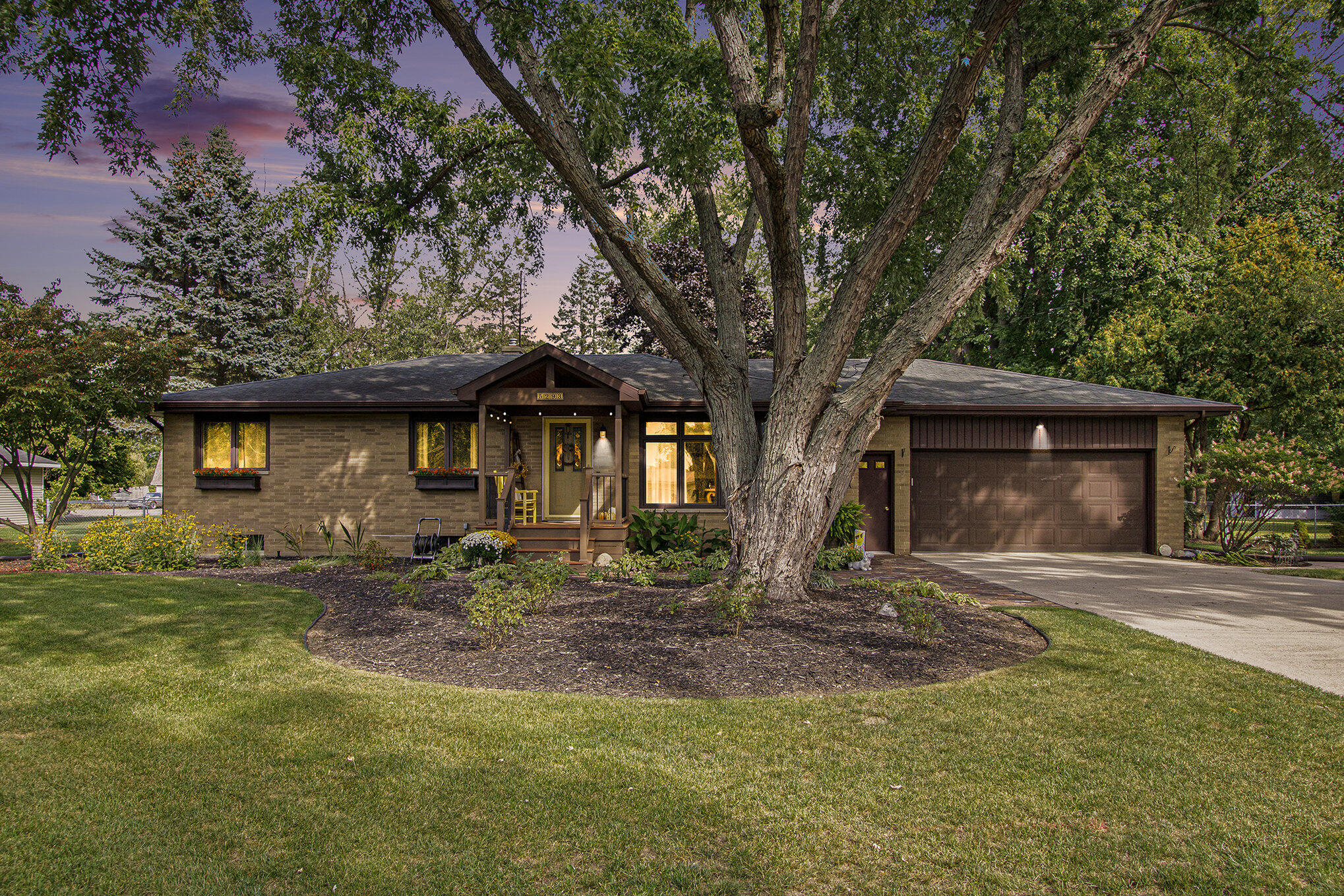 5293 Washington Avenue, St. Joseph