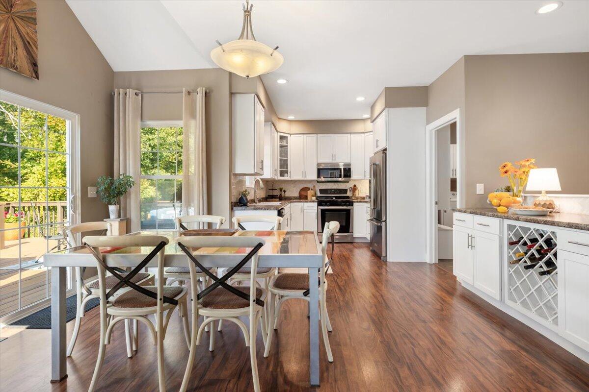 10280 Creekview Road