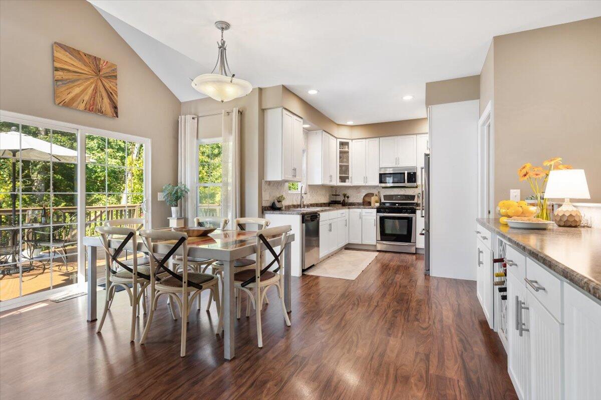 10280 Creekview Road