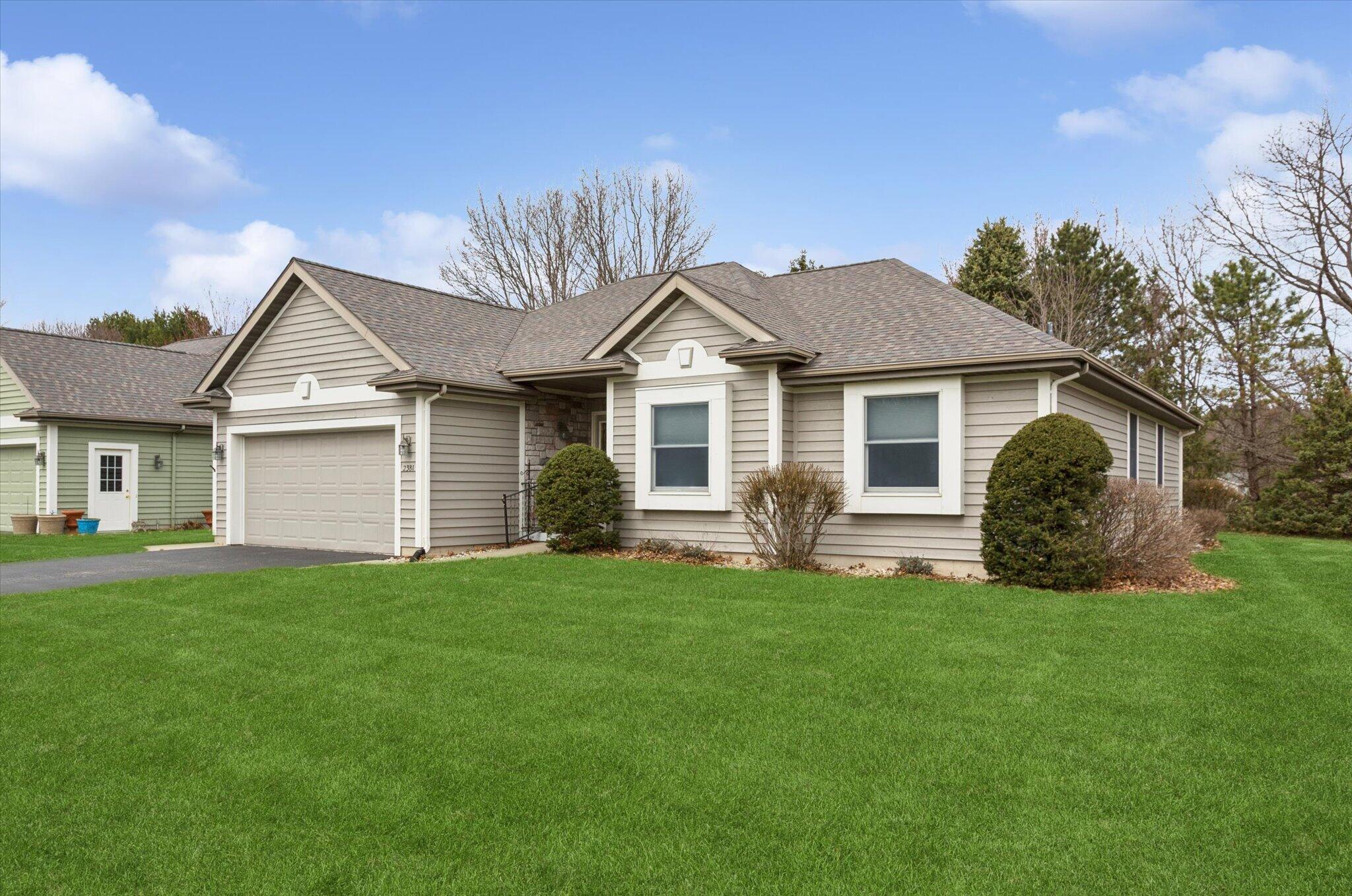 2381 Shoreham Highlands Street, St. Joseph