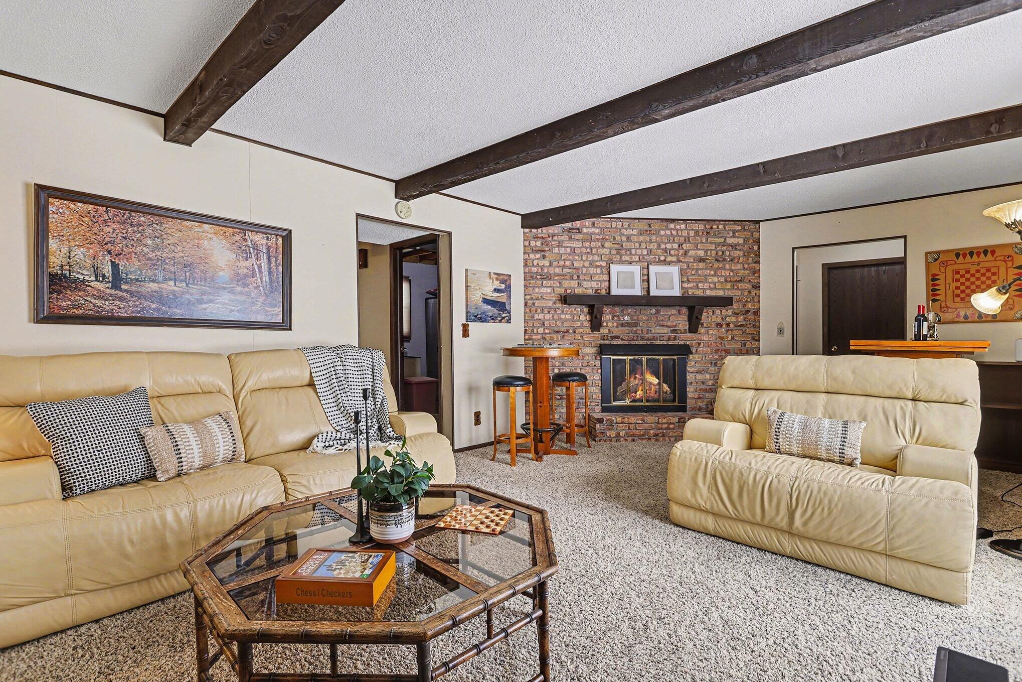 6033 Clearbrook Drive