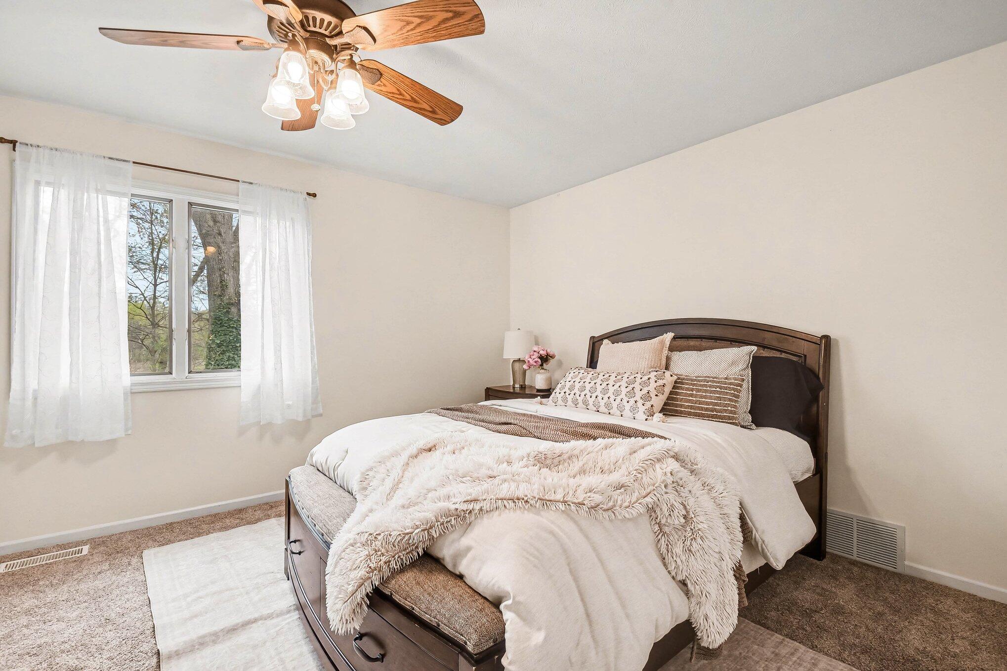 11294 Bridlewood Trail