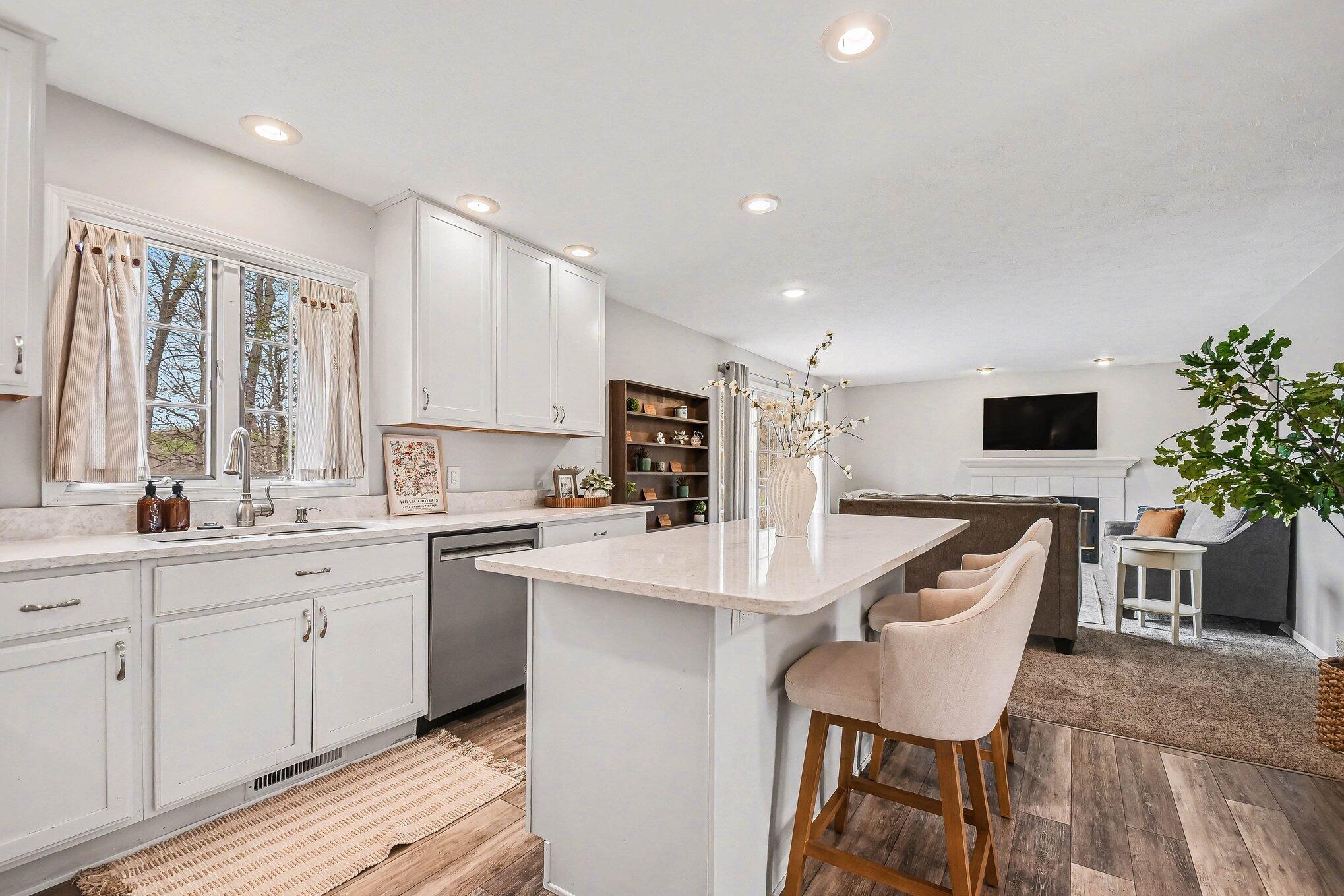 11294 Bridlewood Trail