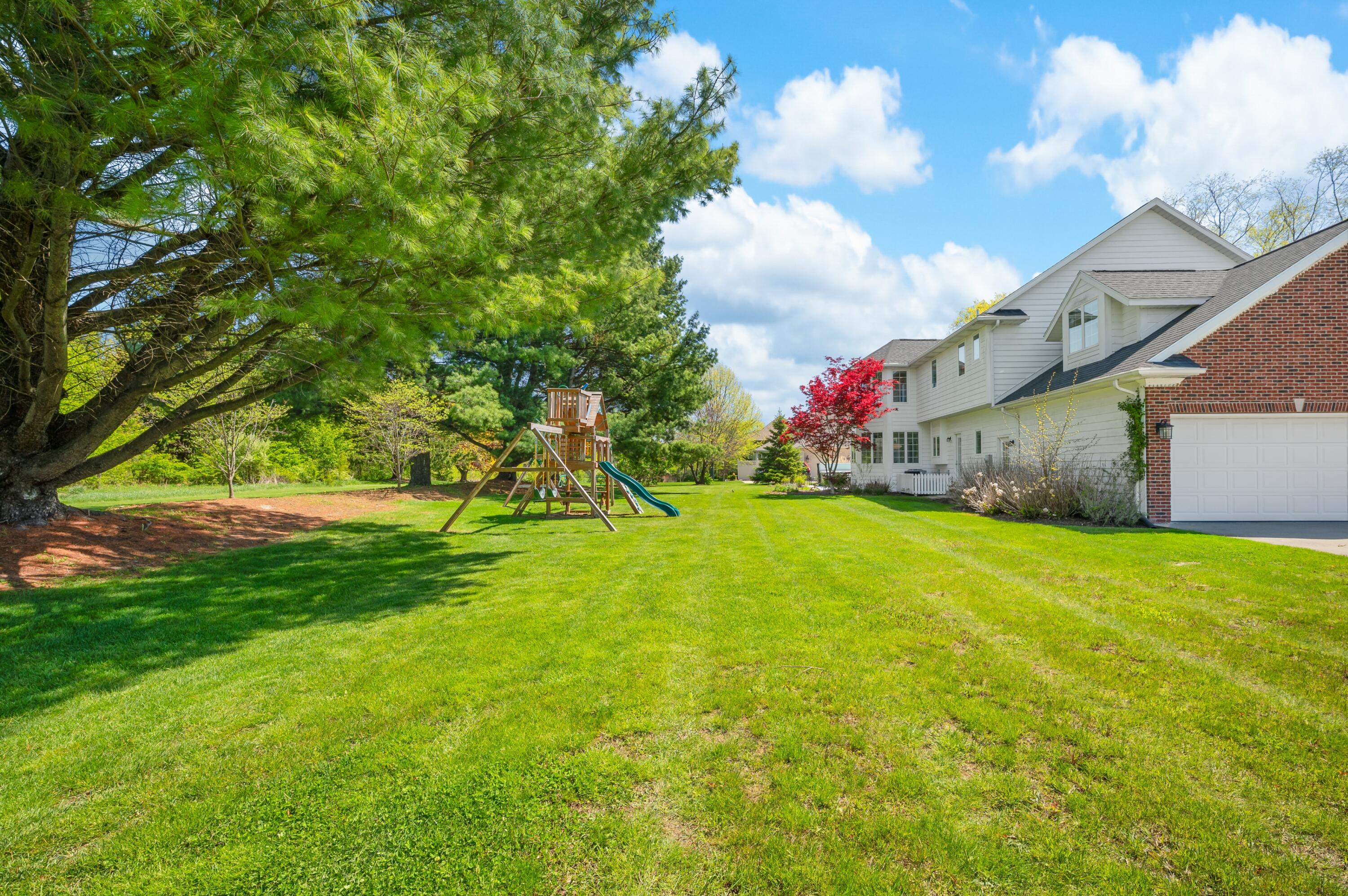 2843 Wyndwicke Drive, St. Joseph