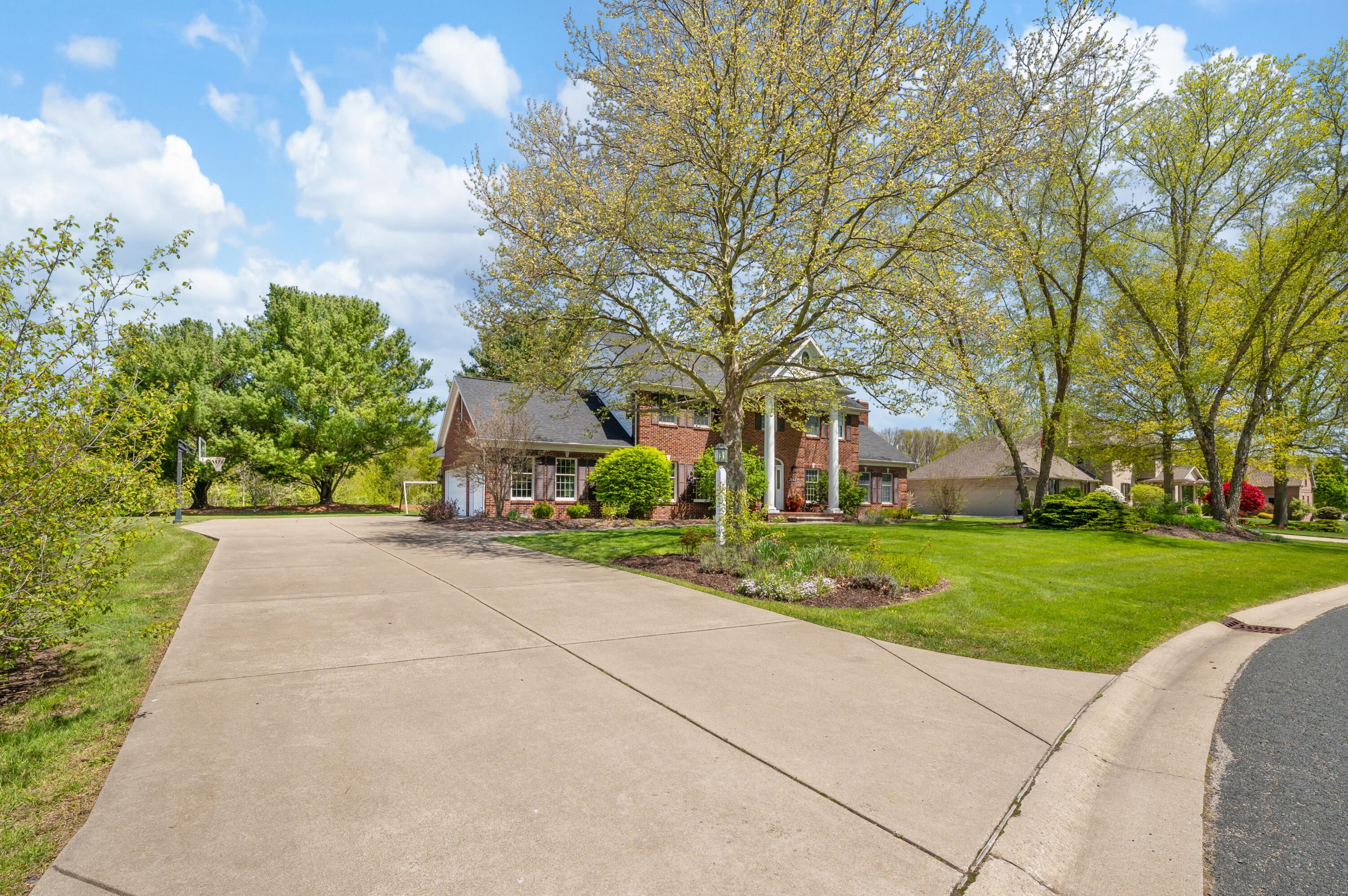 2843 Wyndwicke Drive, St. Joseph