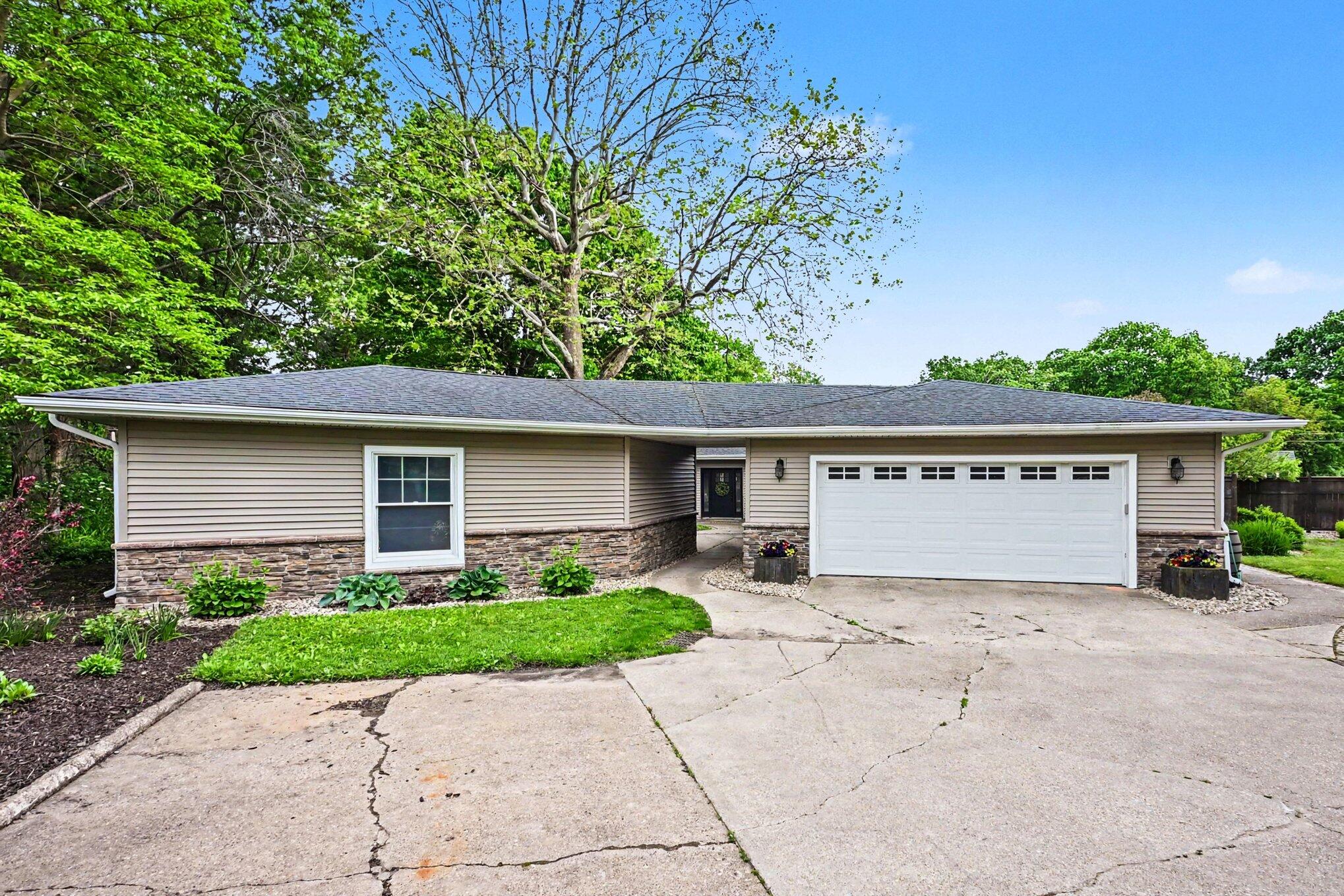 1086 Brunn Avenue, St. Joseph