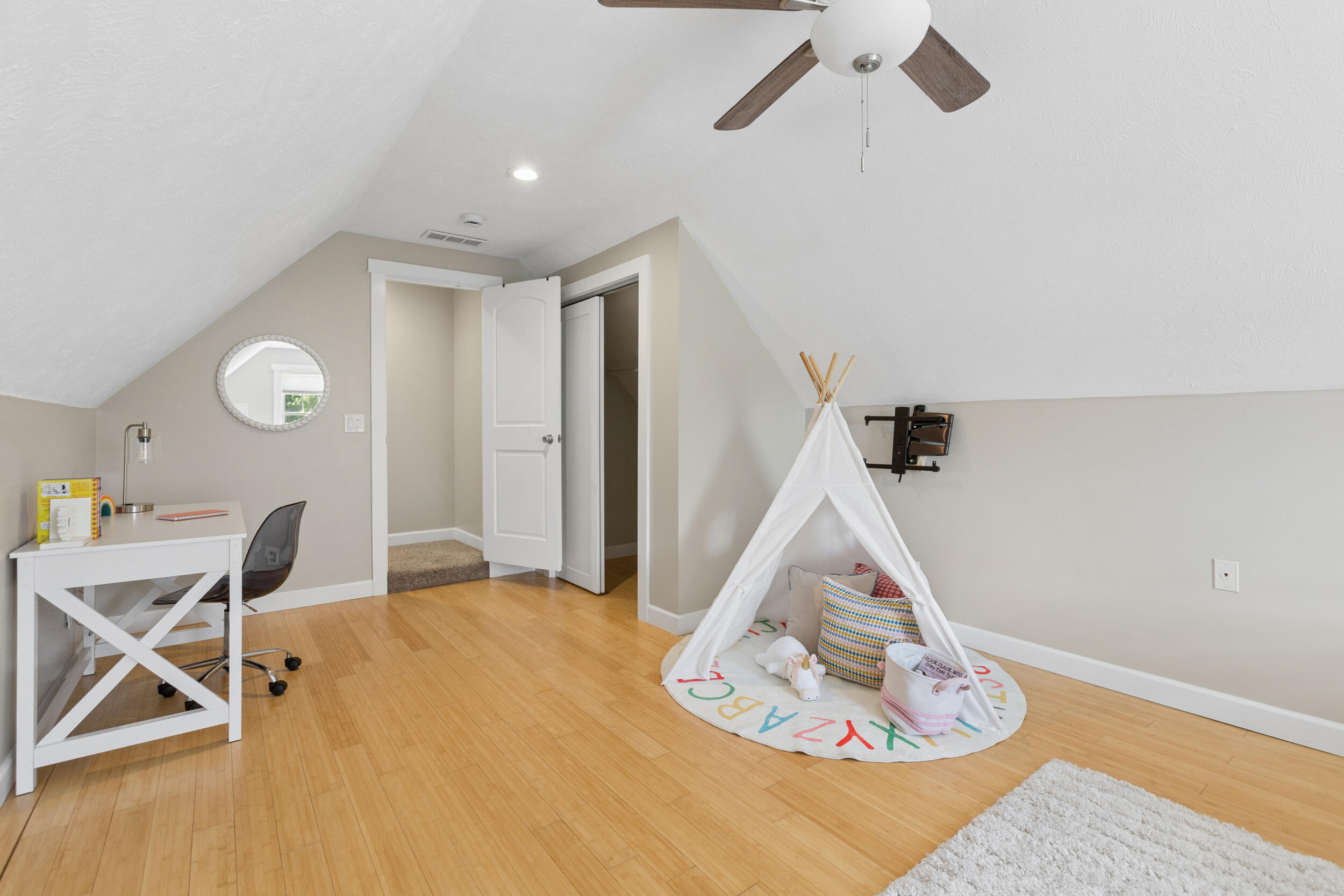 4178 S Royal Curve, St. Joseph