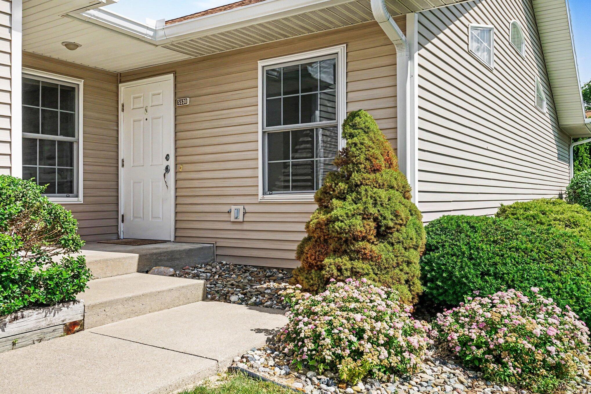 5530 Ivy Path 3