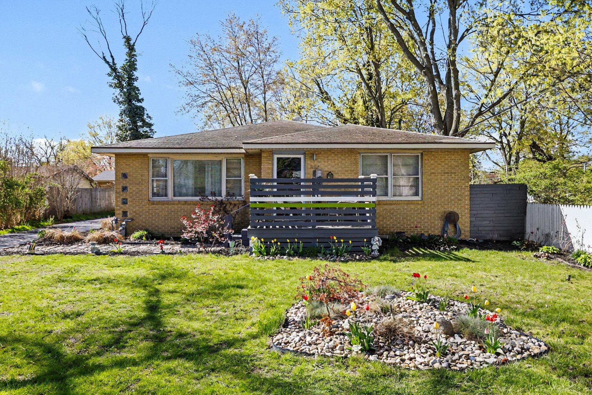 342 E Napier Avenue