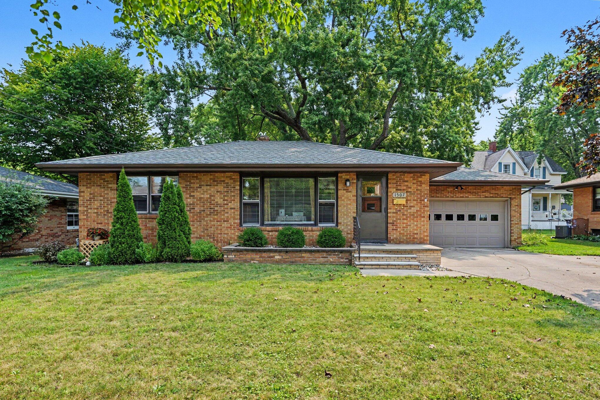 1507 Langley Avenue, St. Joseph