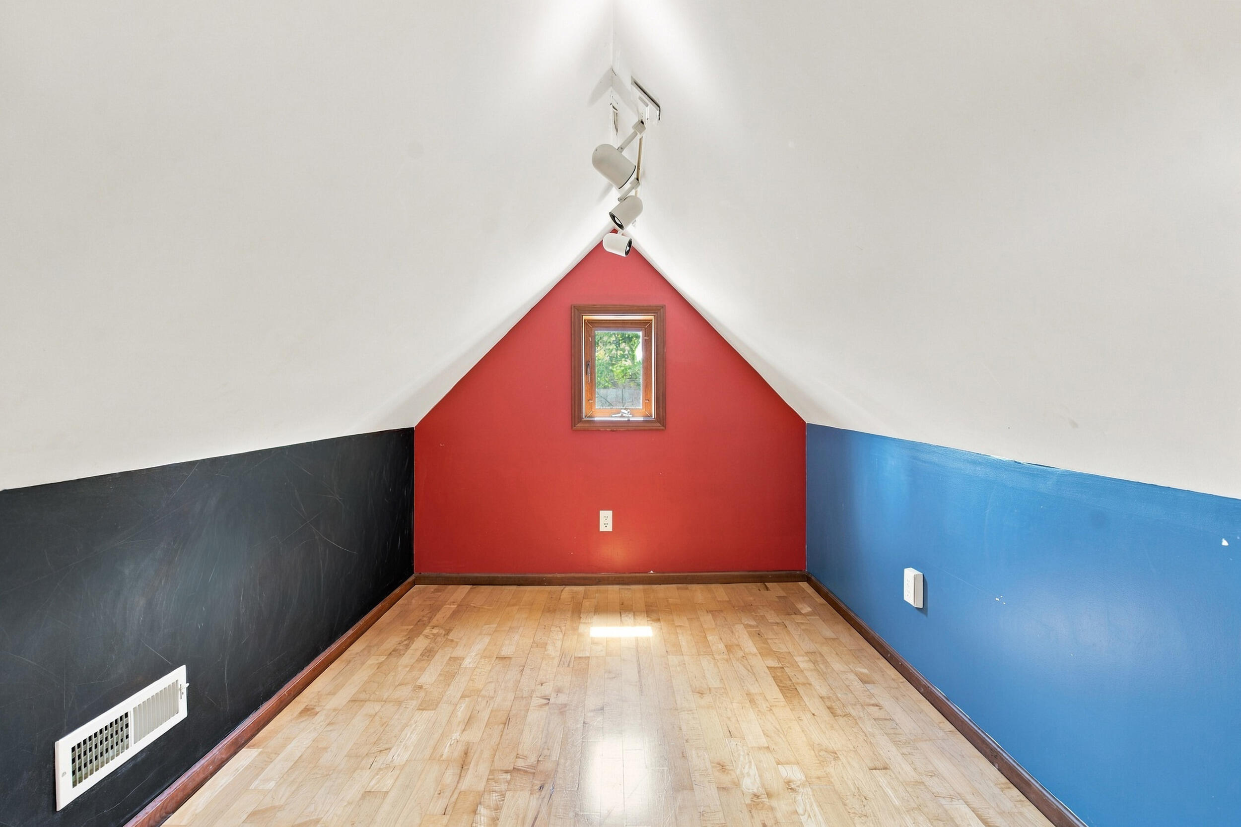 1207 Orchard Avenue, St. Joseph