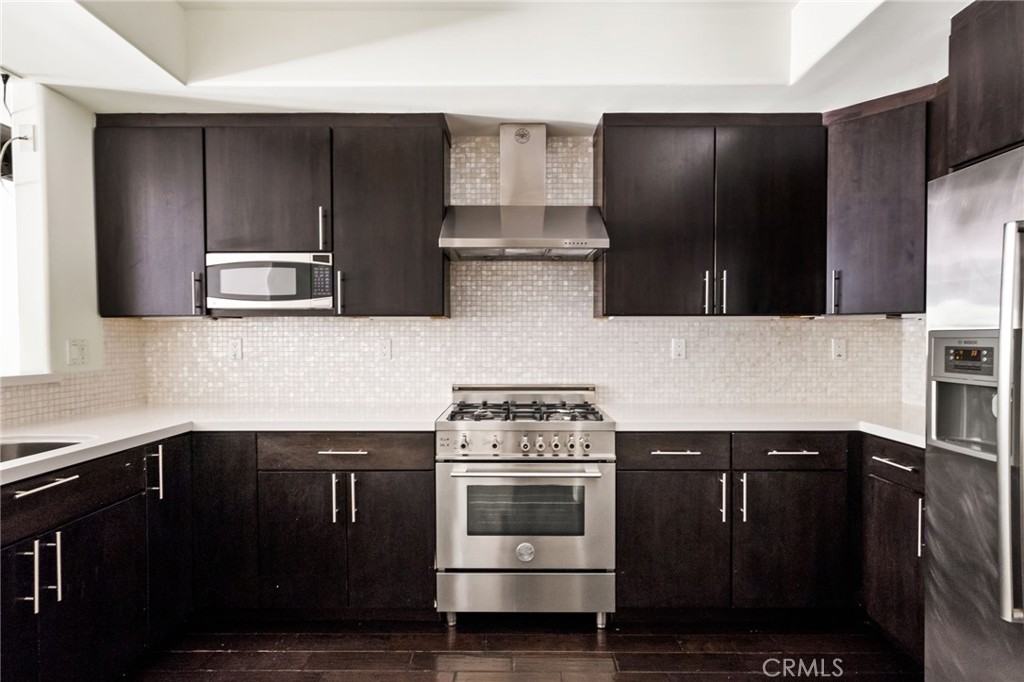 12020 Guerin Street 105