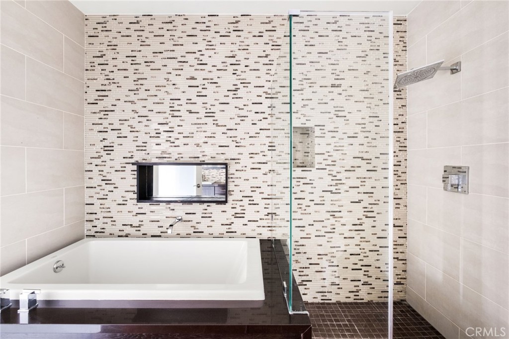 12020 Guerin Street 105