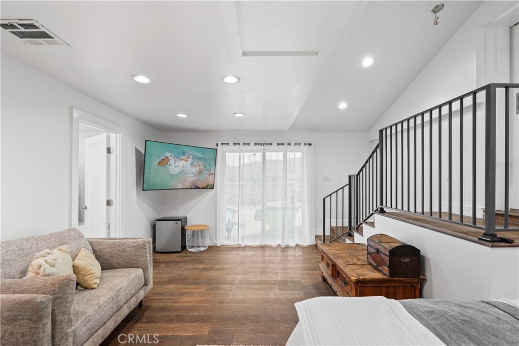 10241 Mcbroom Street