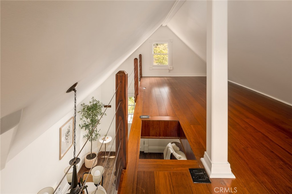 932 N Avenue 65