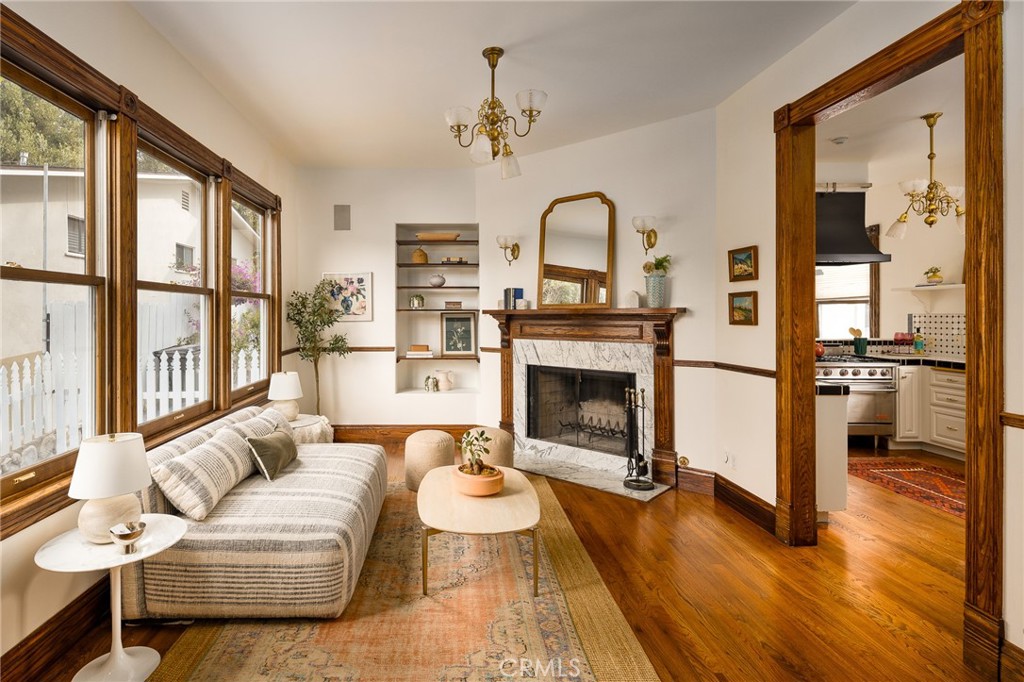 932 N Avenue 65