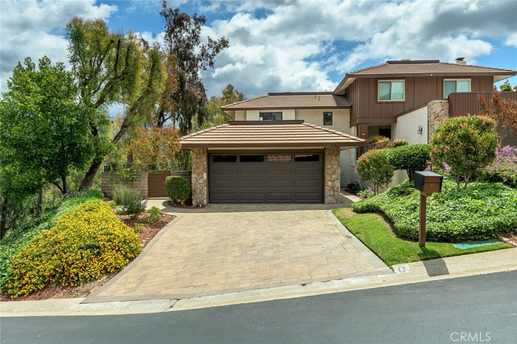 720 Starlight Heights
