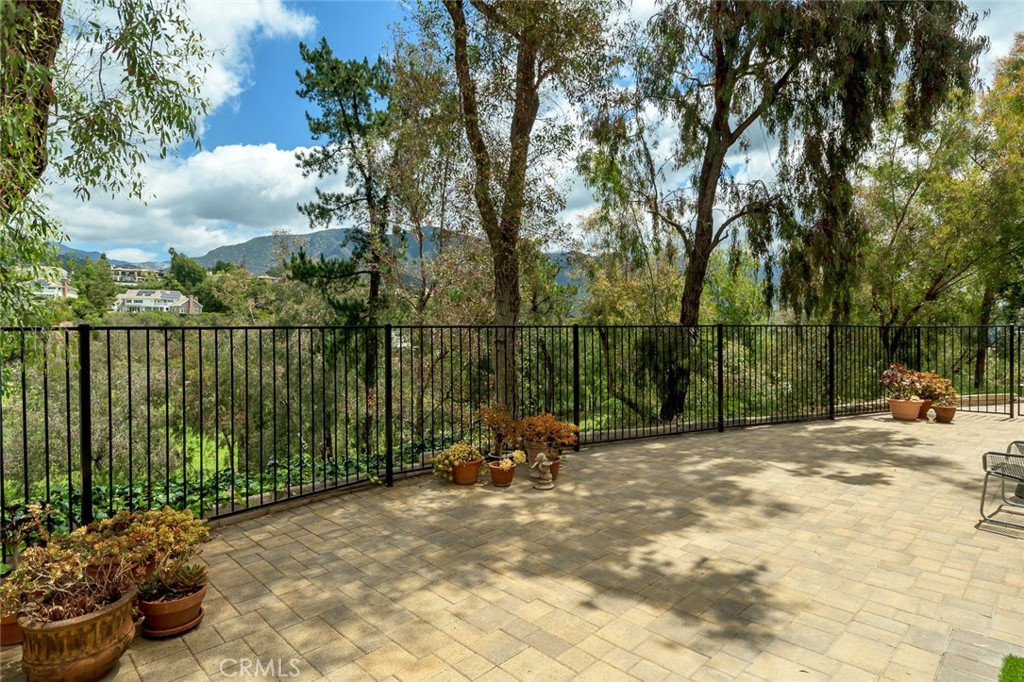 720 Starlight Heights