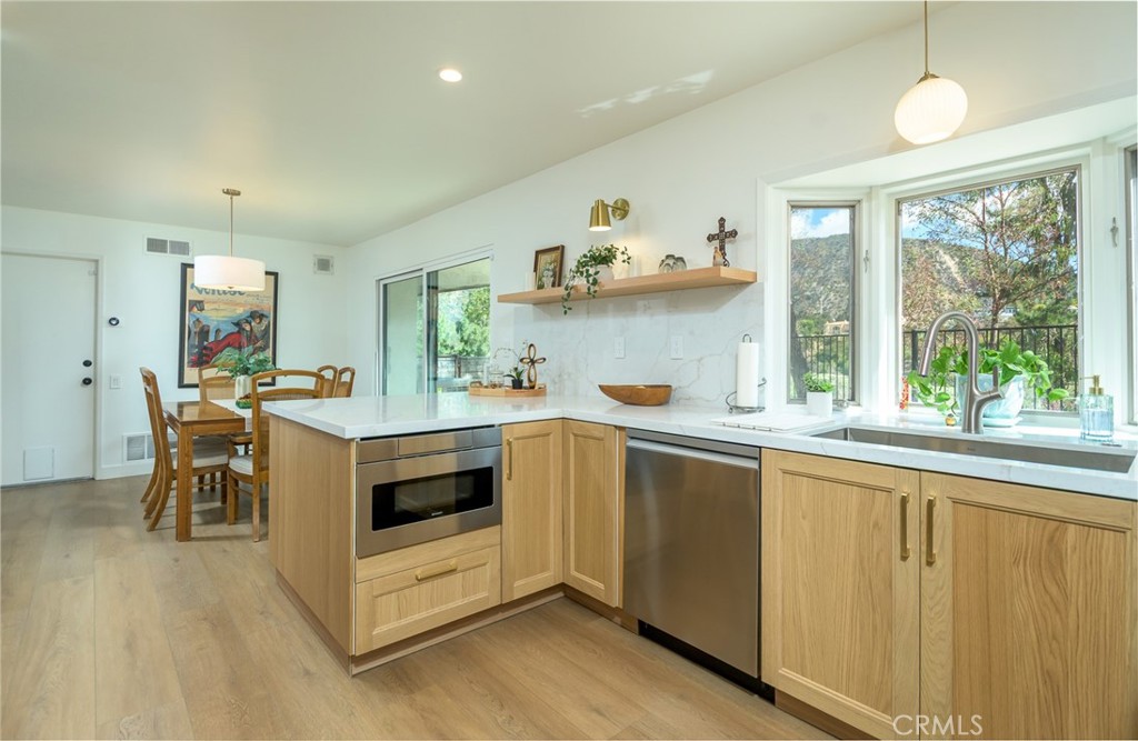 720 Starlight Heights
