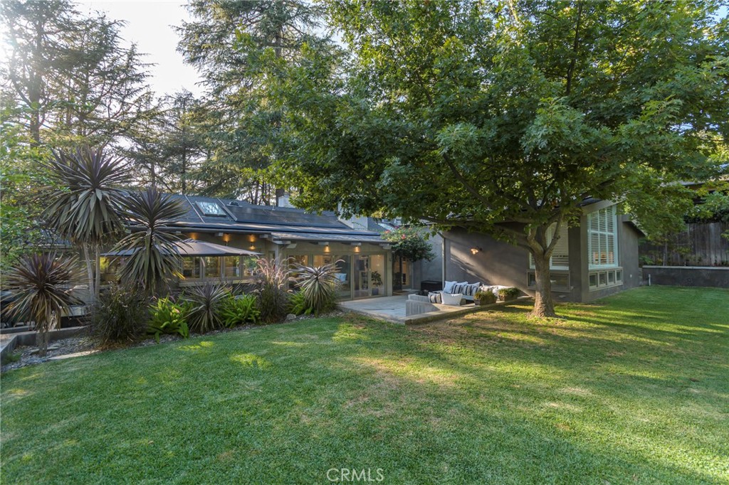 5128 Hillard