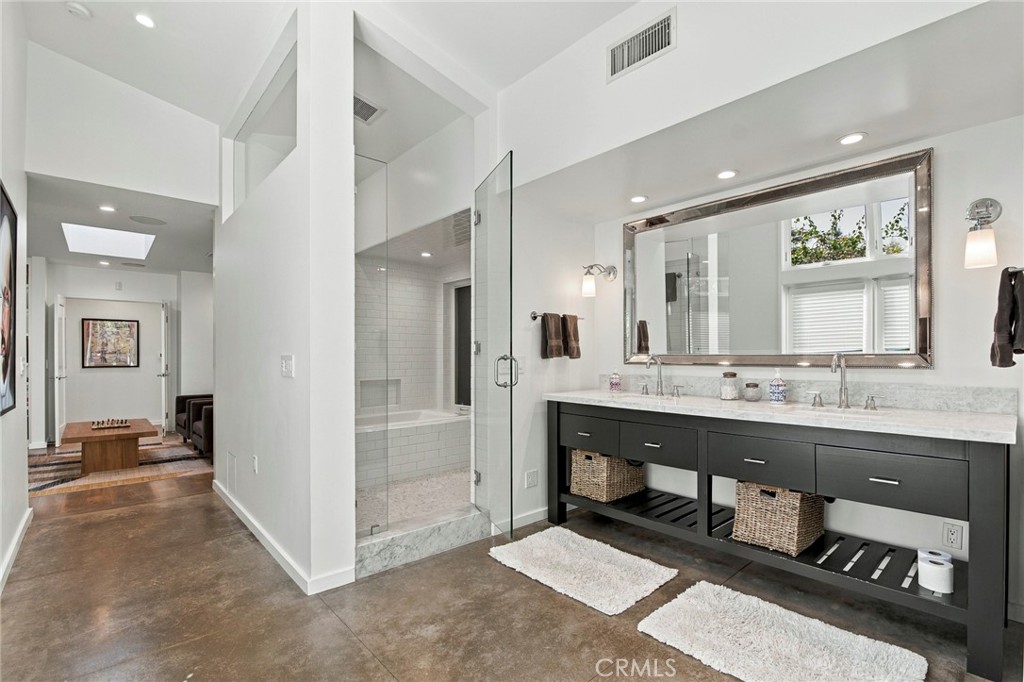 5128 Hillard