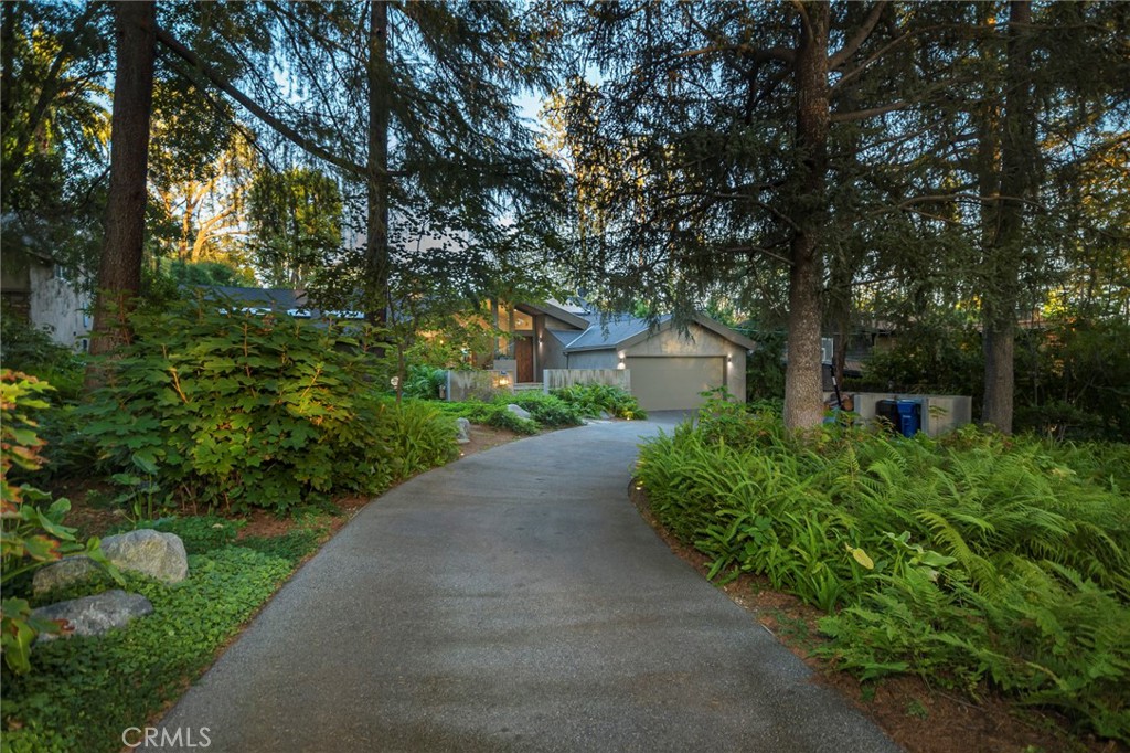 5128 Hillard