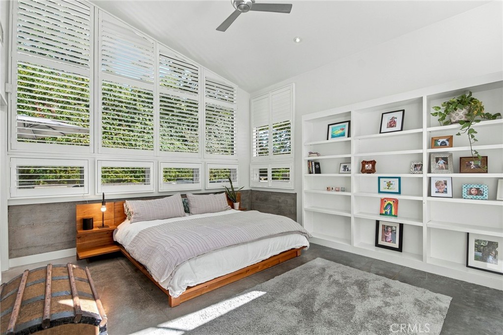 5128 Hillard