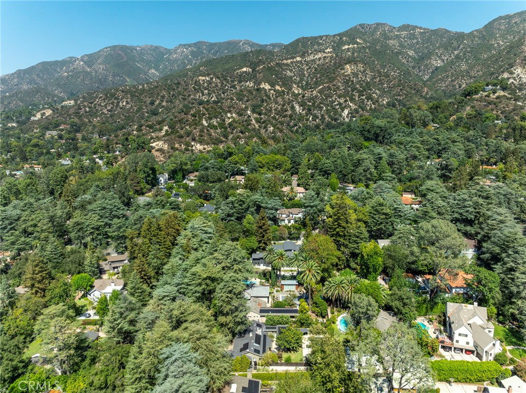 5128 Hillard