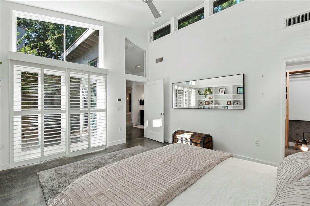 5128 Hillard