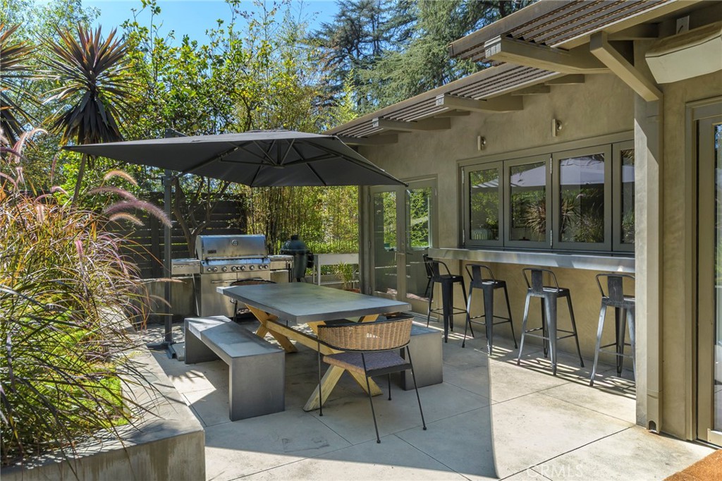 5128 Hillard