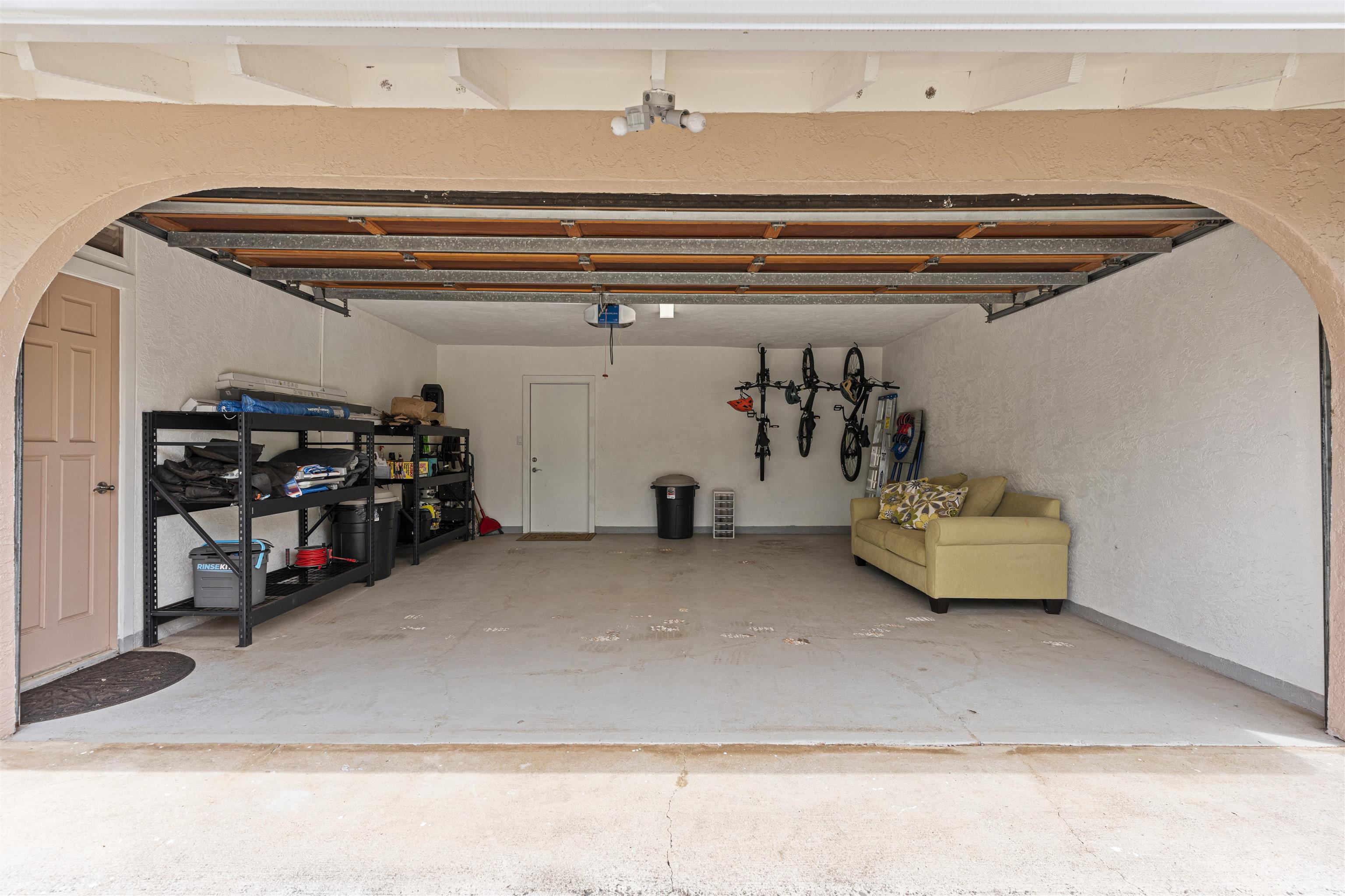 10 Meakoho Pl