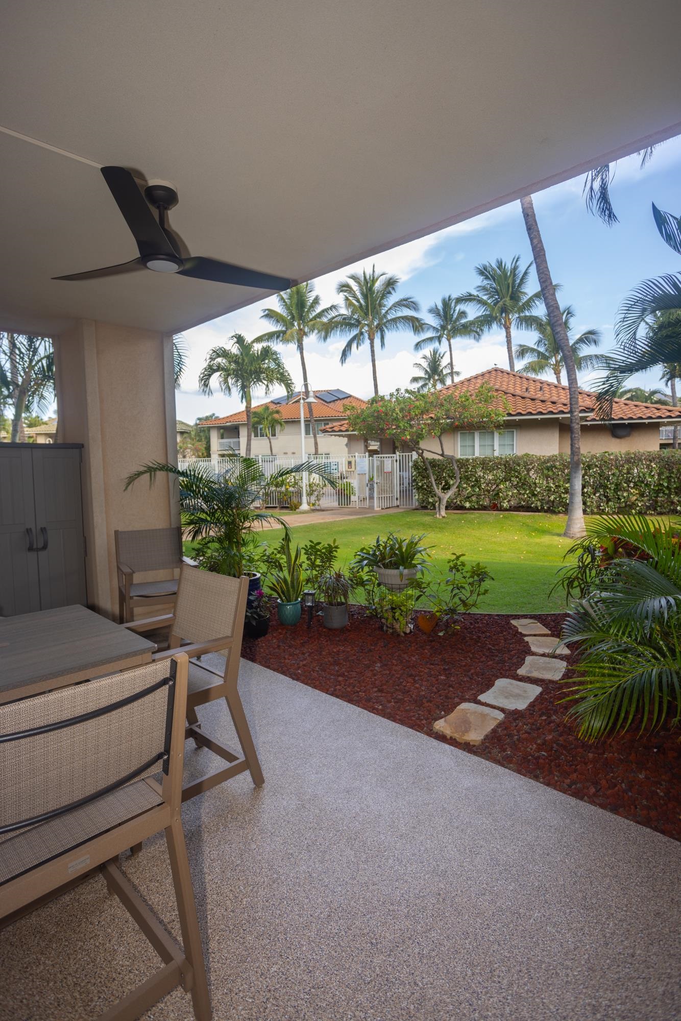 34 Kai Makani Loop Unit: 101