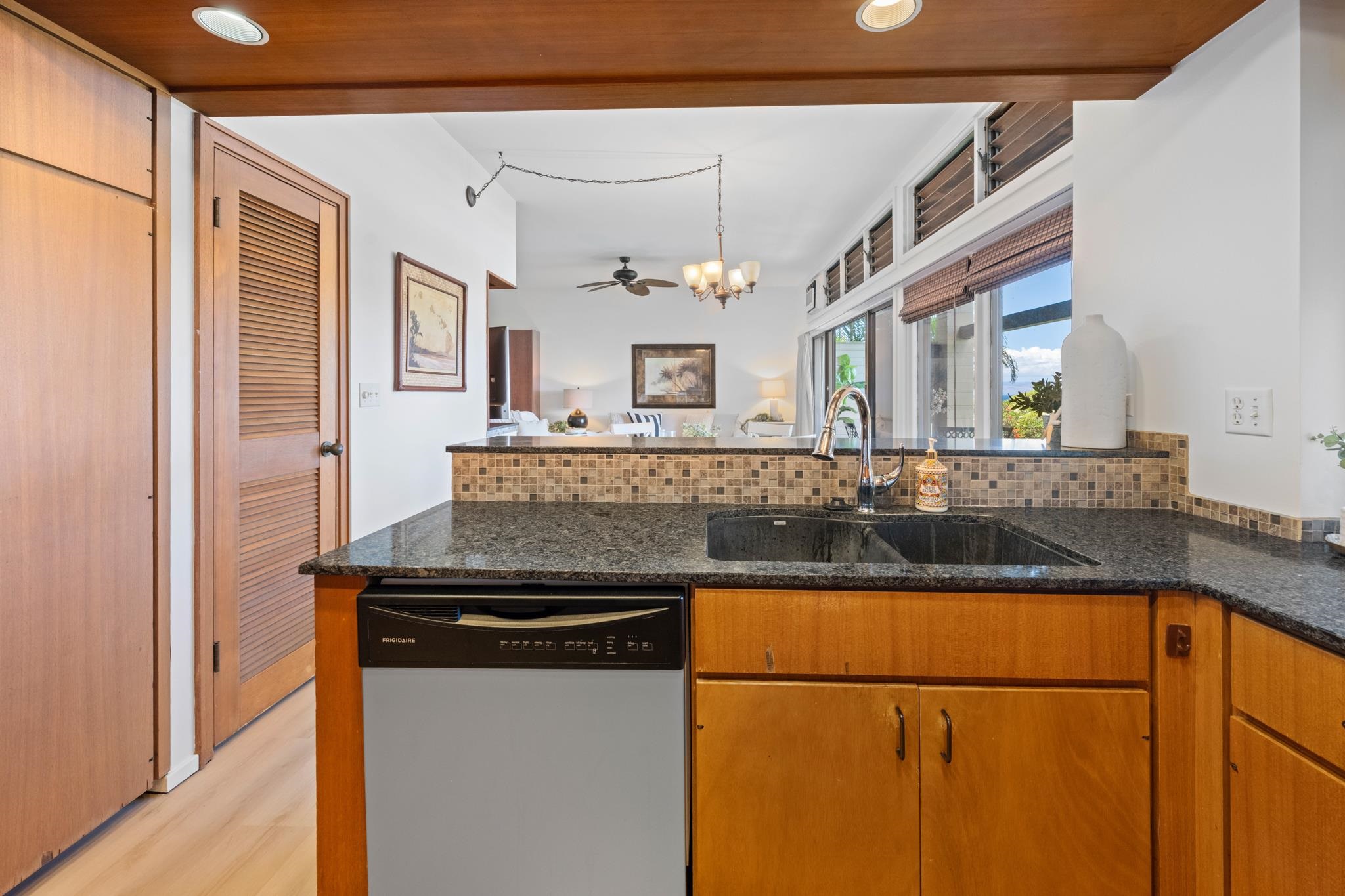 100 Ridge Rd Unit: 2712