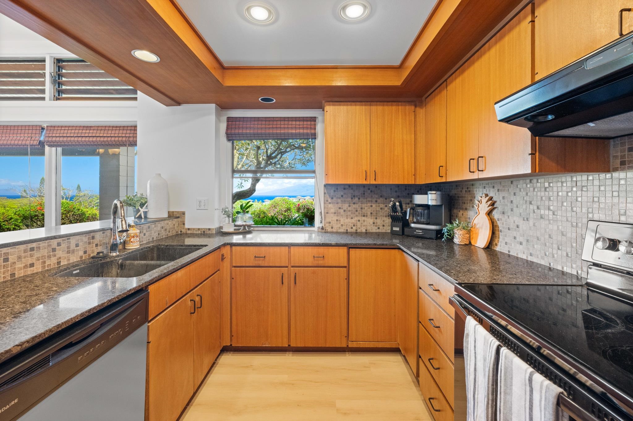 100 Ridge Rd Unit: 2712