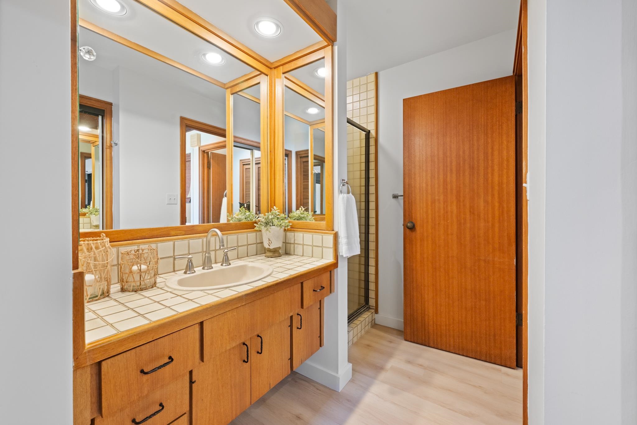 100 Ridge Rd Unit: 2712