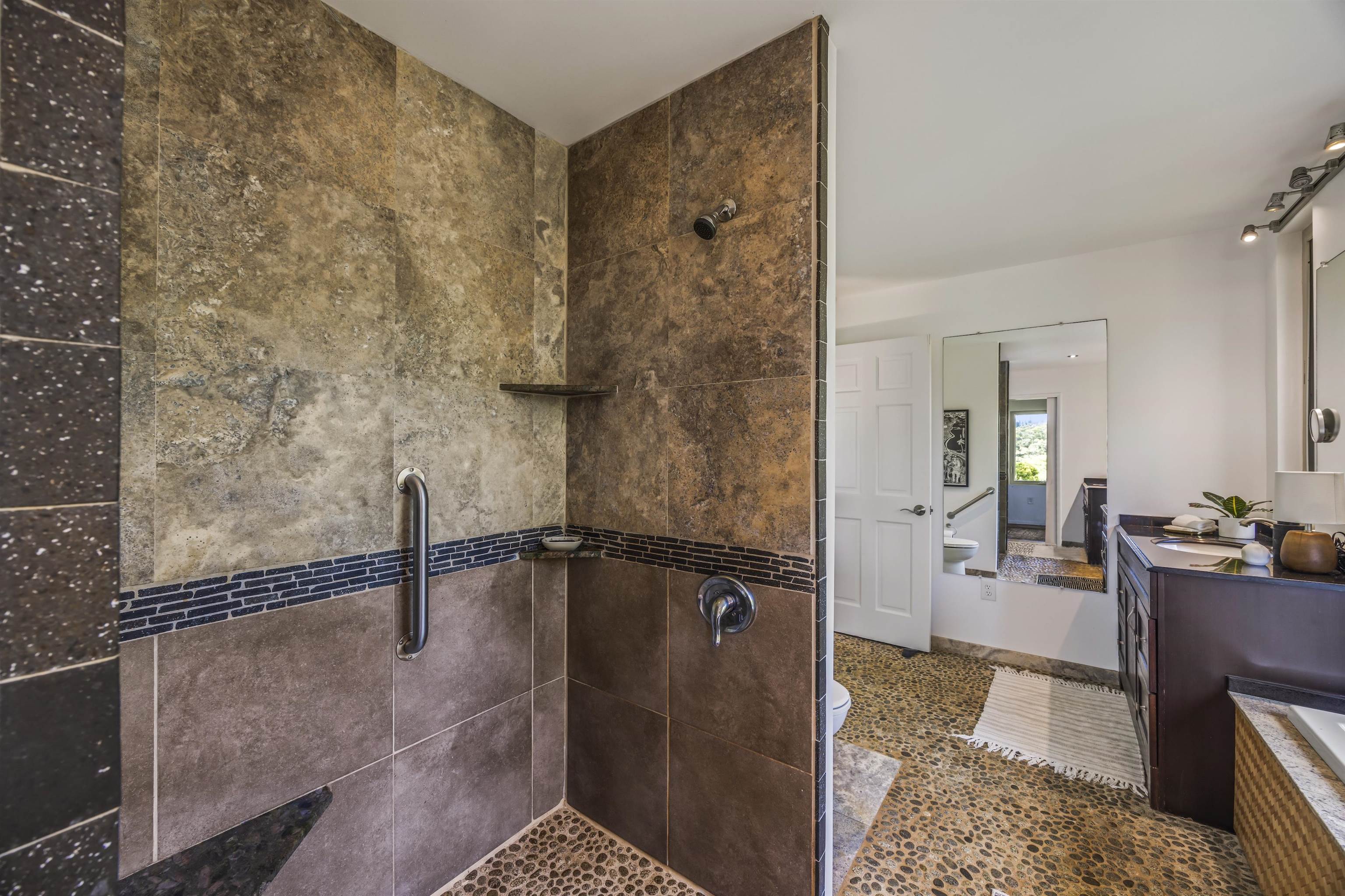 41 Leleaka Pl Unit: #A
