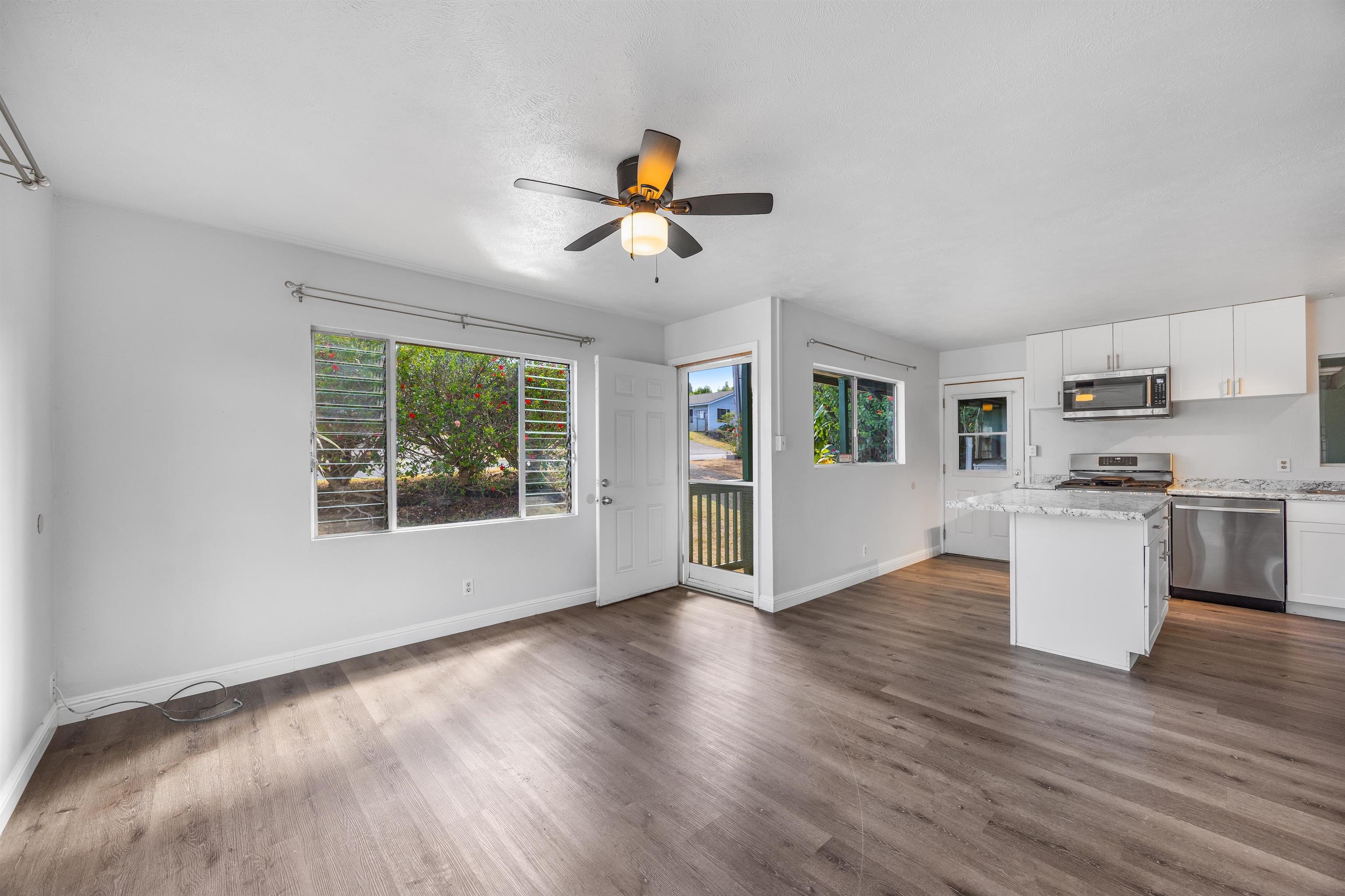 3576 Pahala St