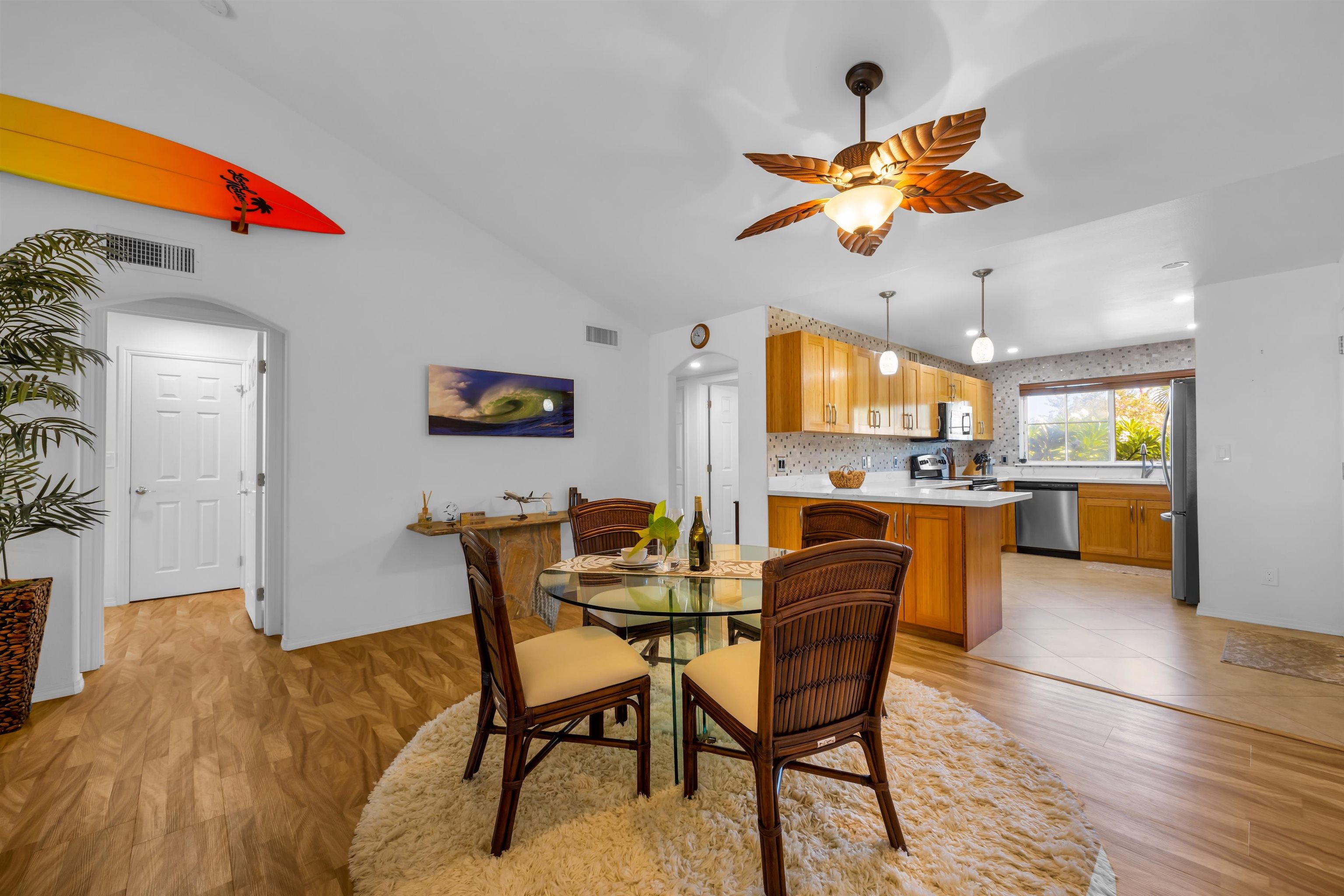 46 Kai Makani Loop Unit: 46-203