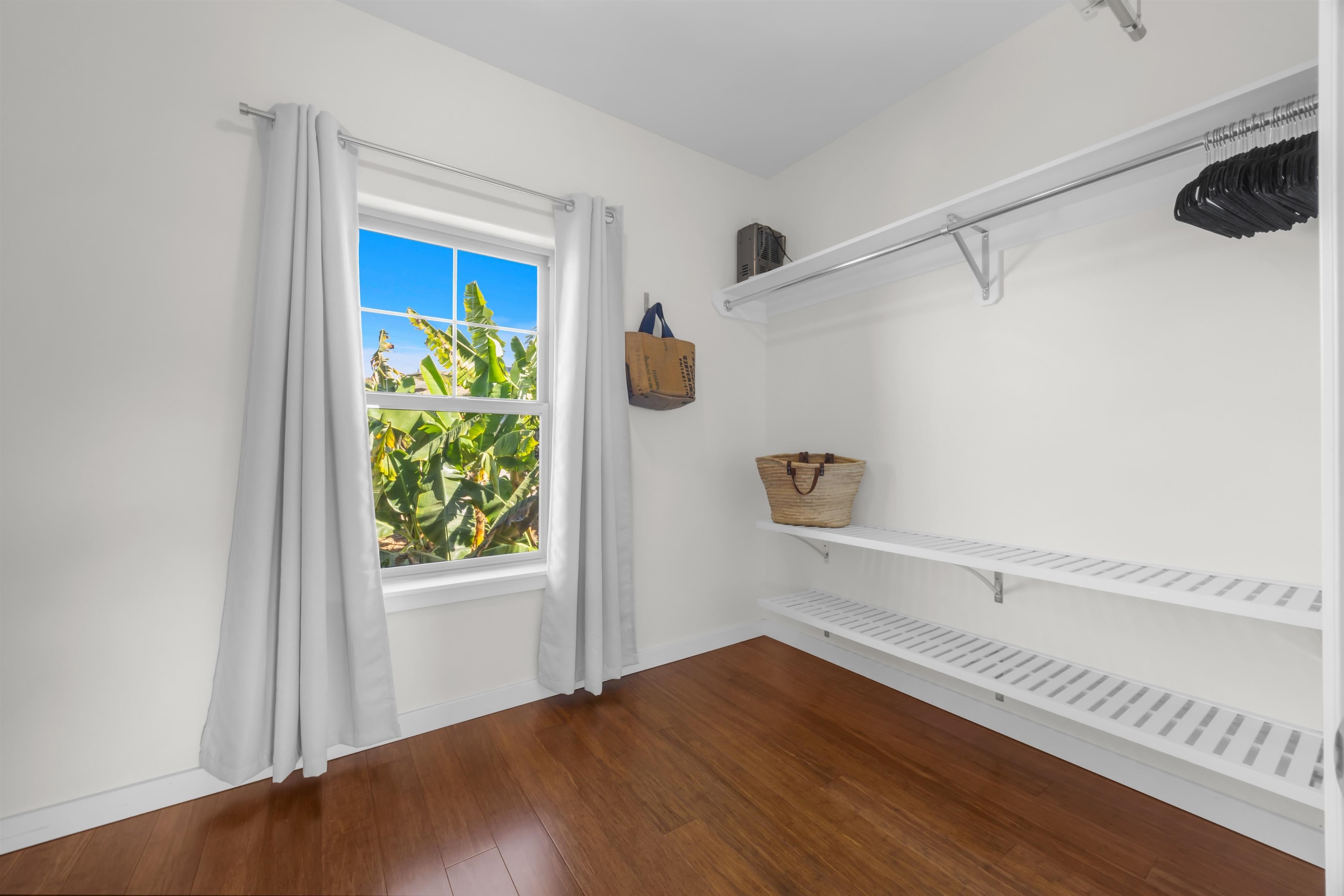 183 Kulamanu Cir