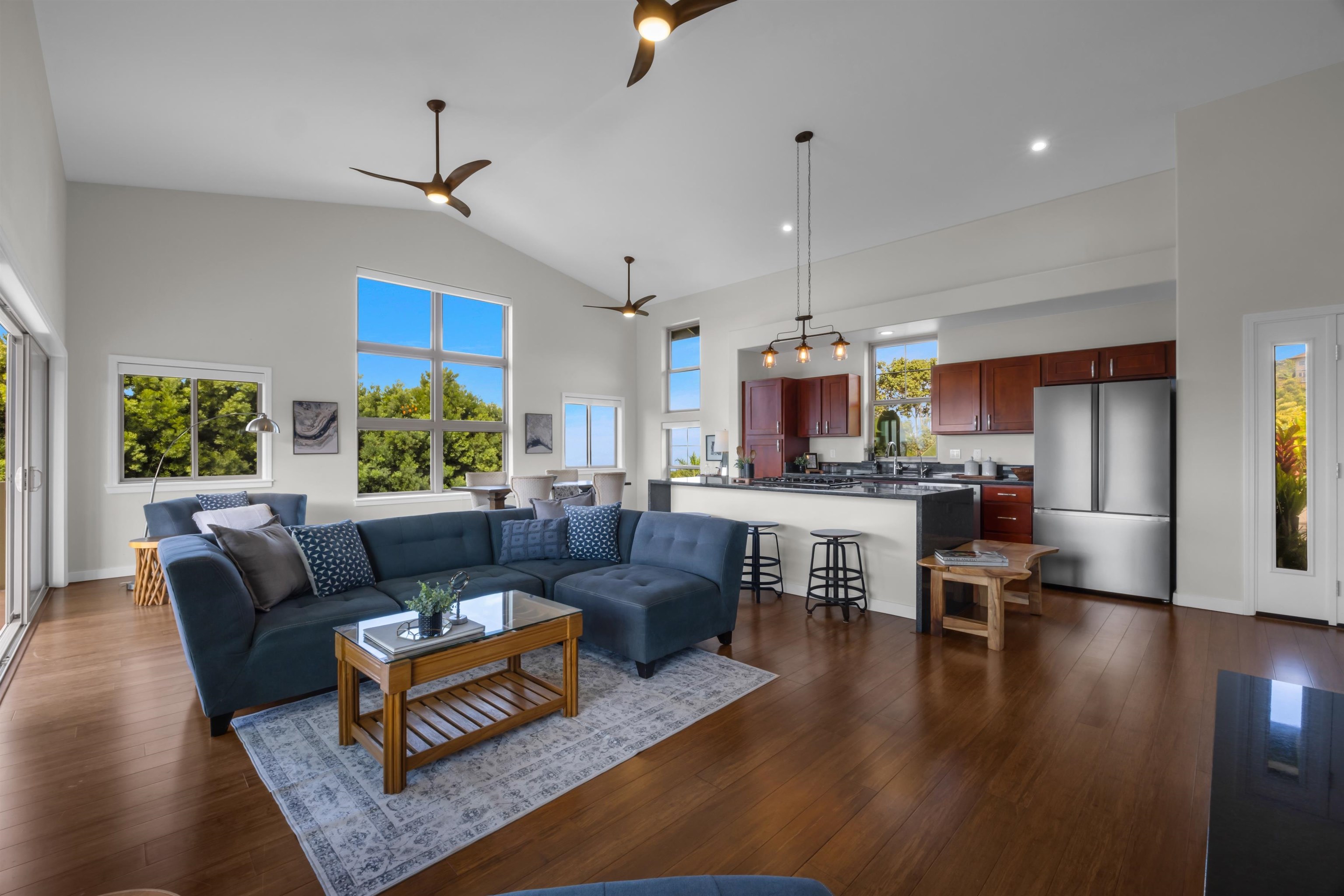 183 Kulamanu Cir