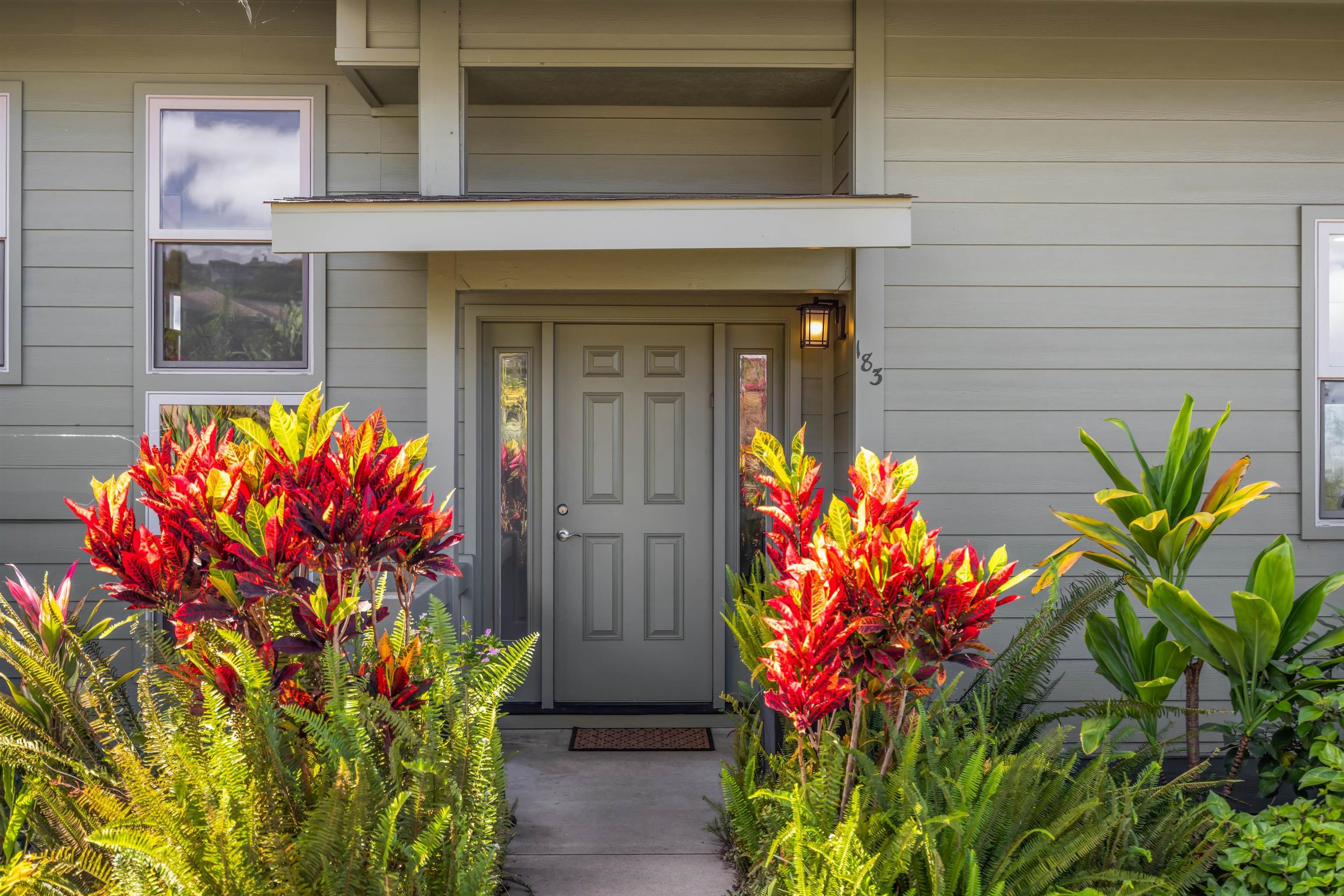 183 Kulamanu Cir