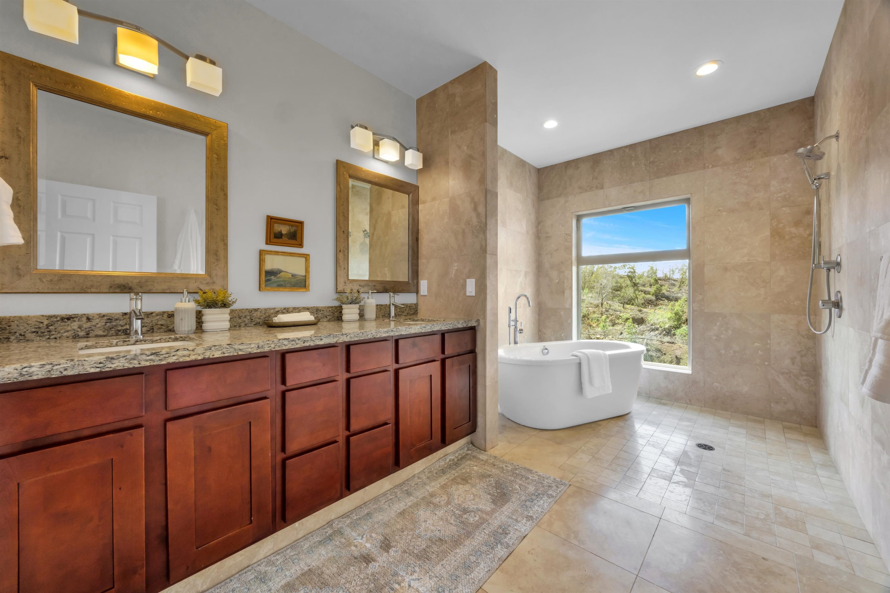 183 Kulamanu Cir