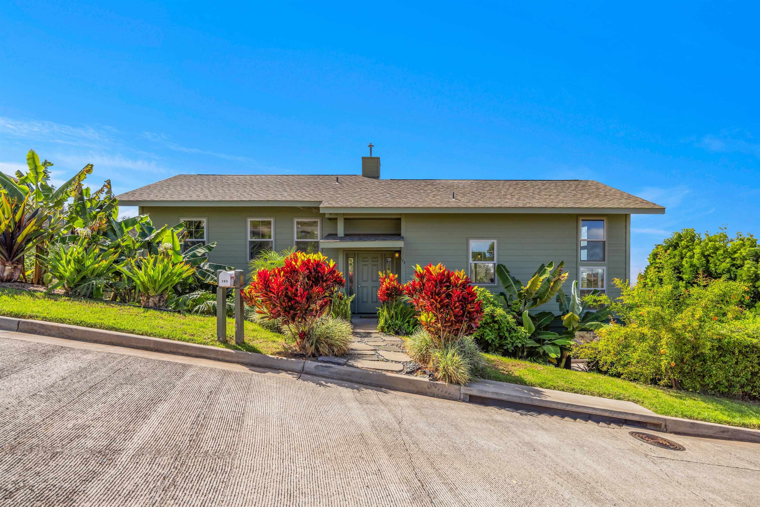 183 Kulamanu Cir