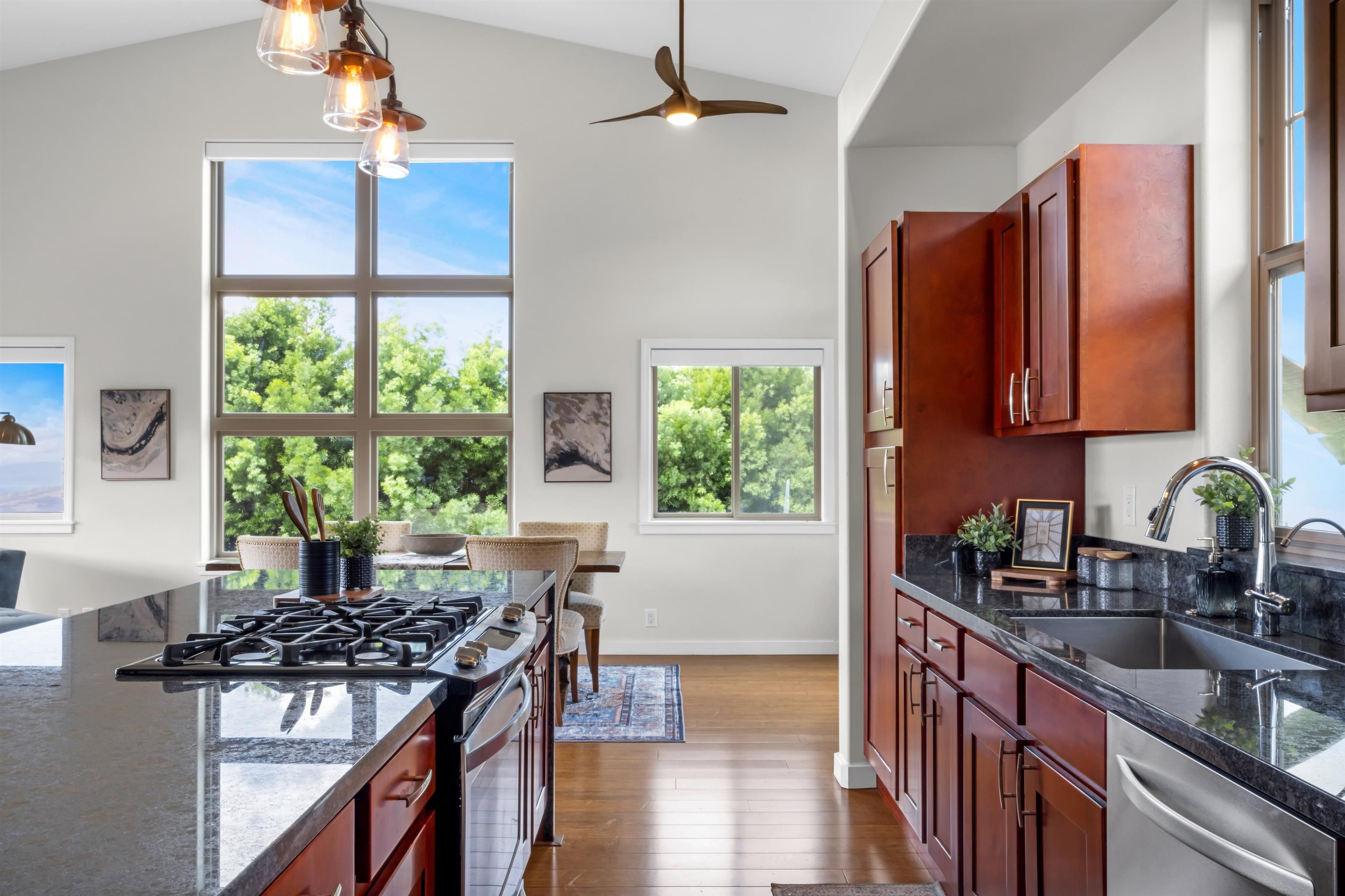 183 Kulamanu Cir