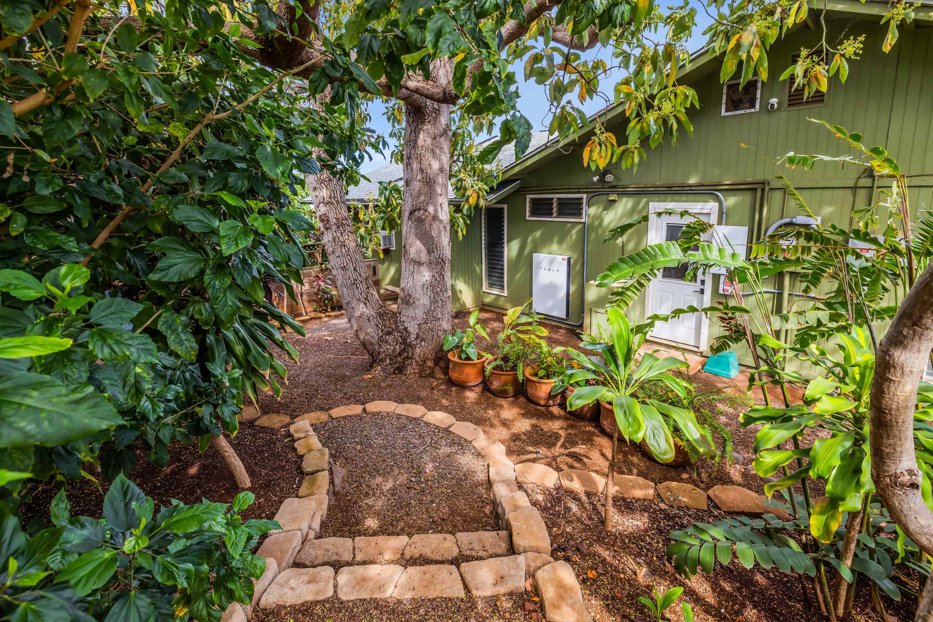 2690 Akalani Loop
