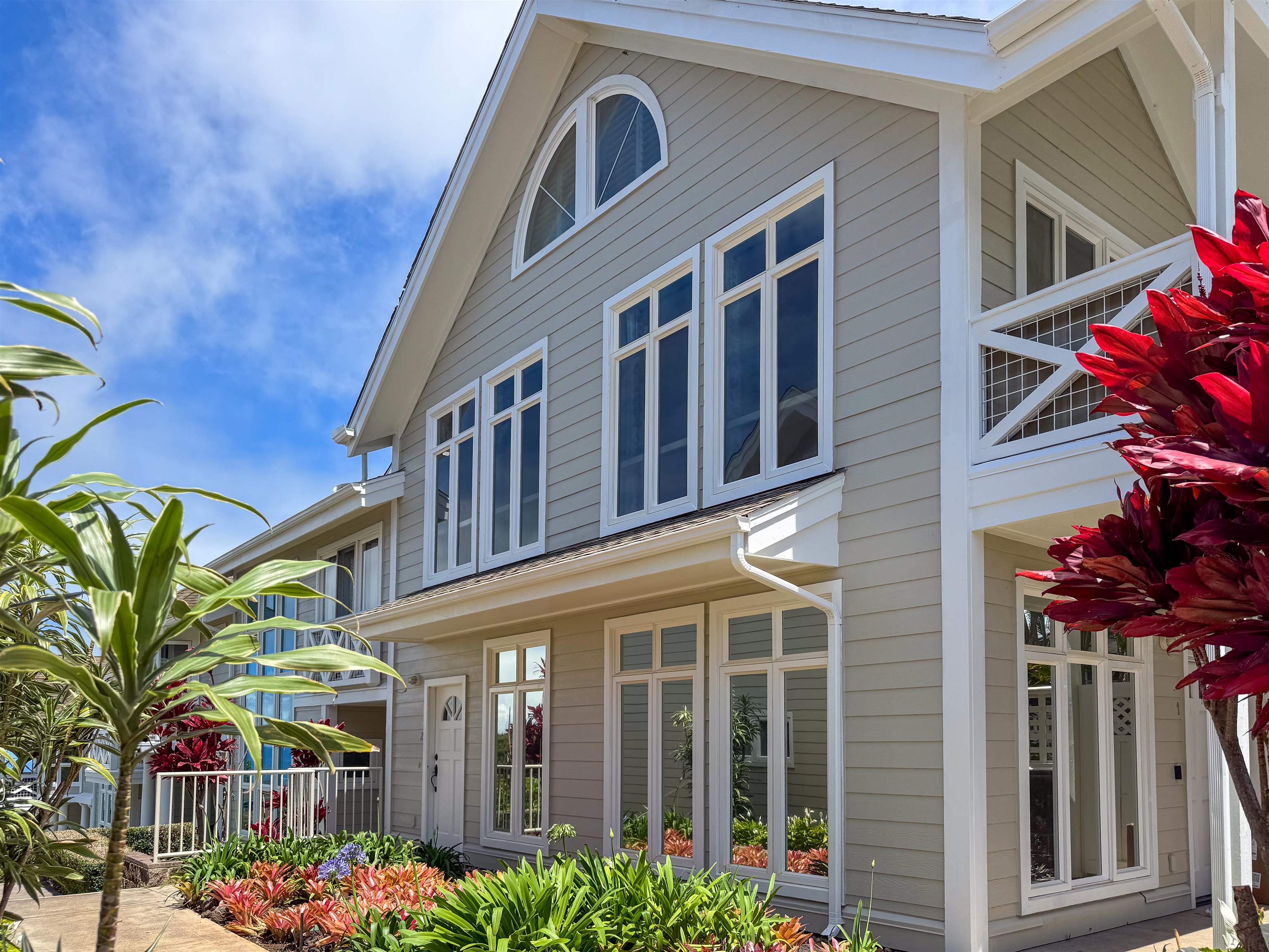 71 Makawao Ave Unit: 2