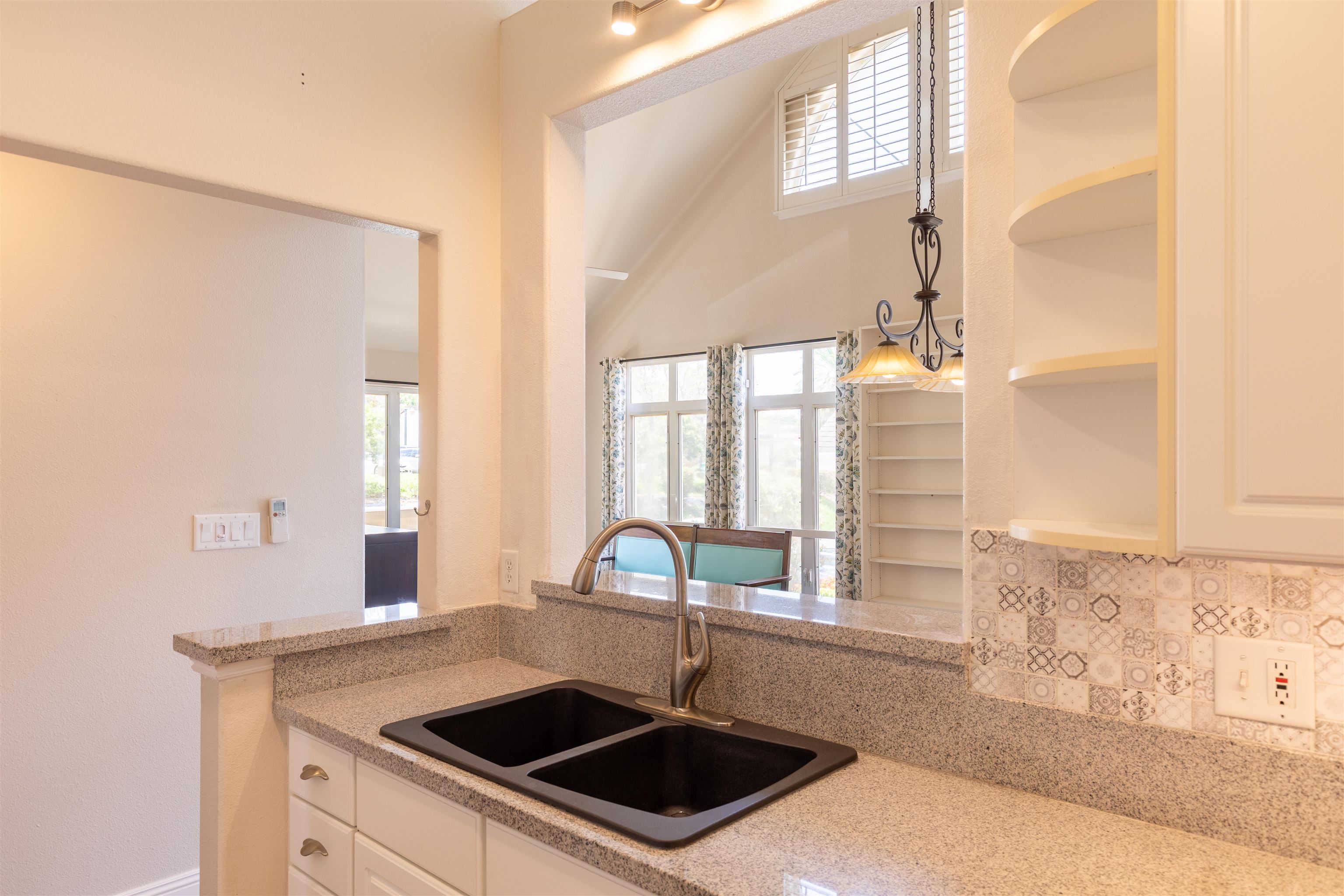 71 Makawao Ave Unit: 2
