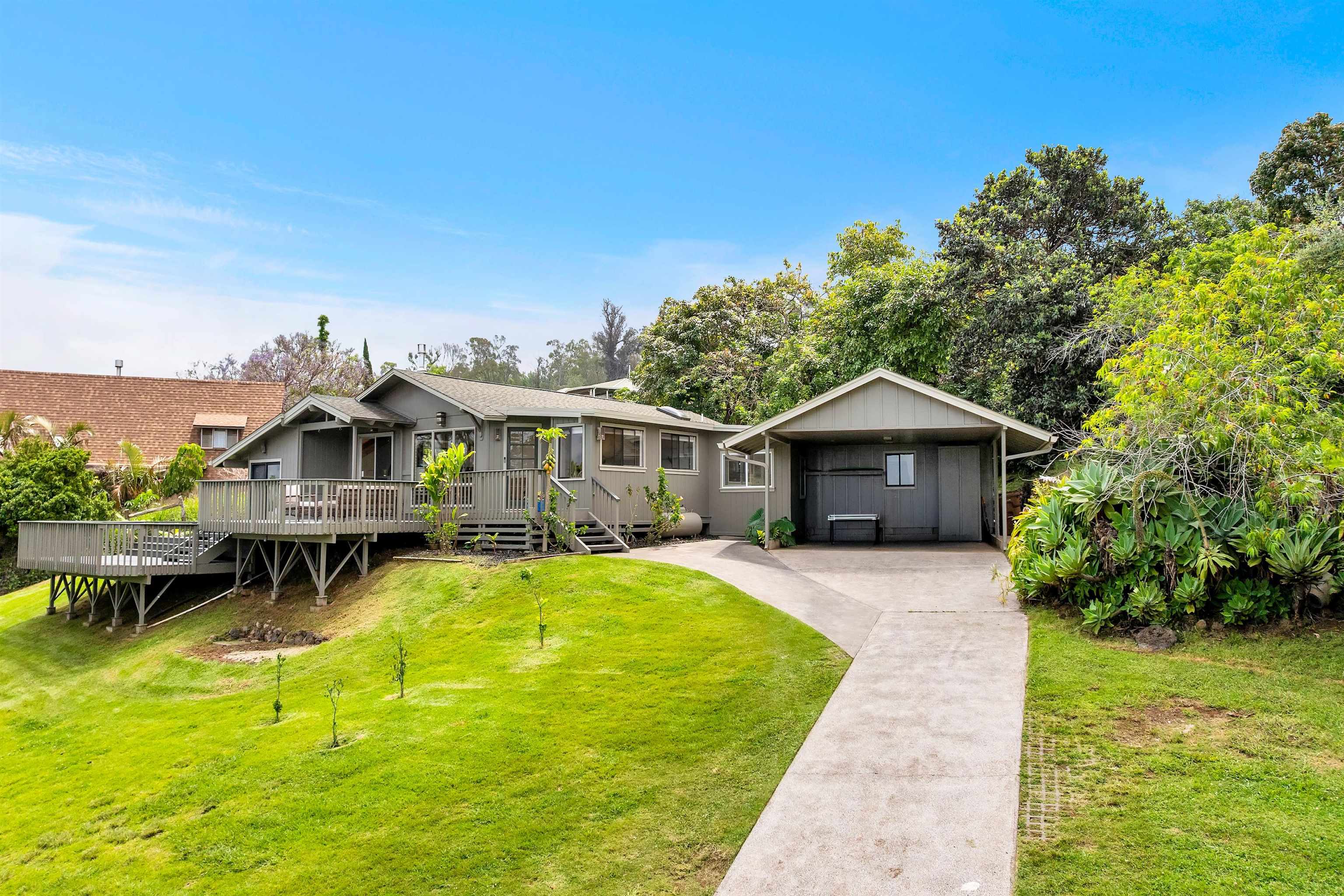 1041 Lower Kimo Rd